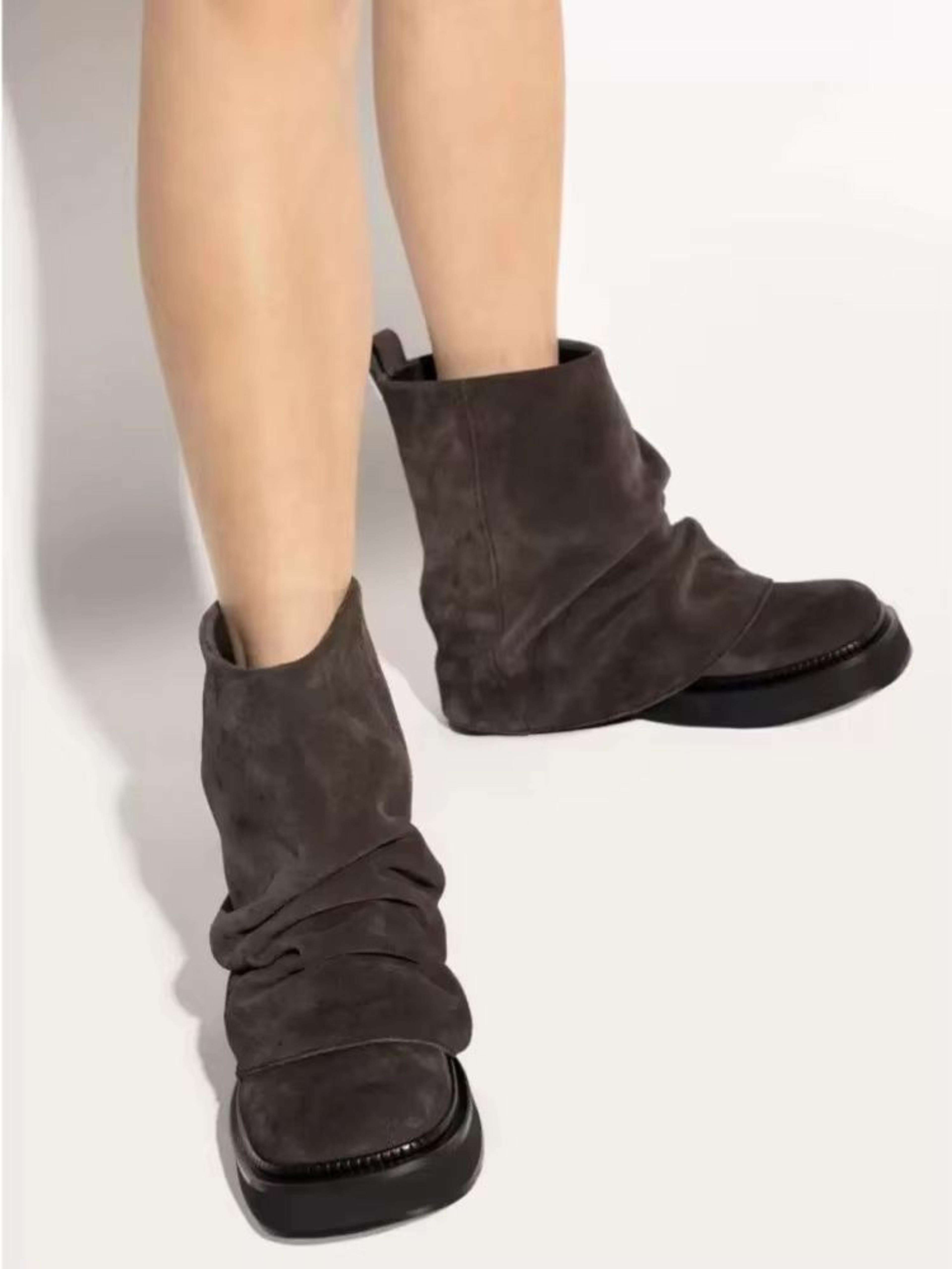 Womens Autumn Winter Calf Boots  Pleated Leather MidLeg Design With Thick High Heels 12