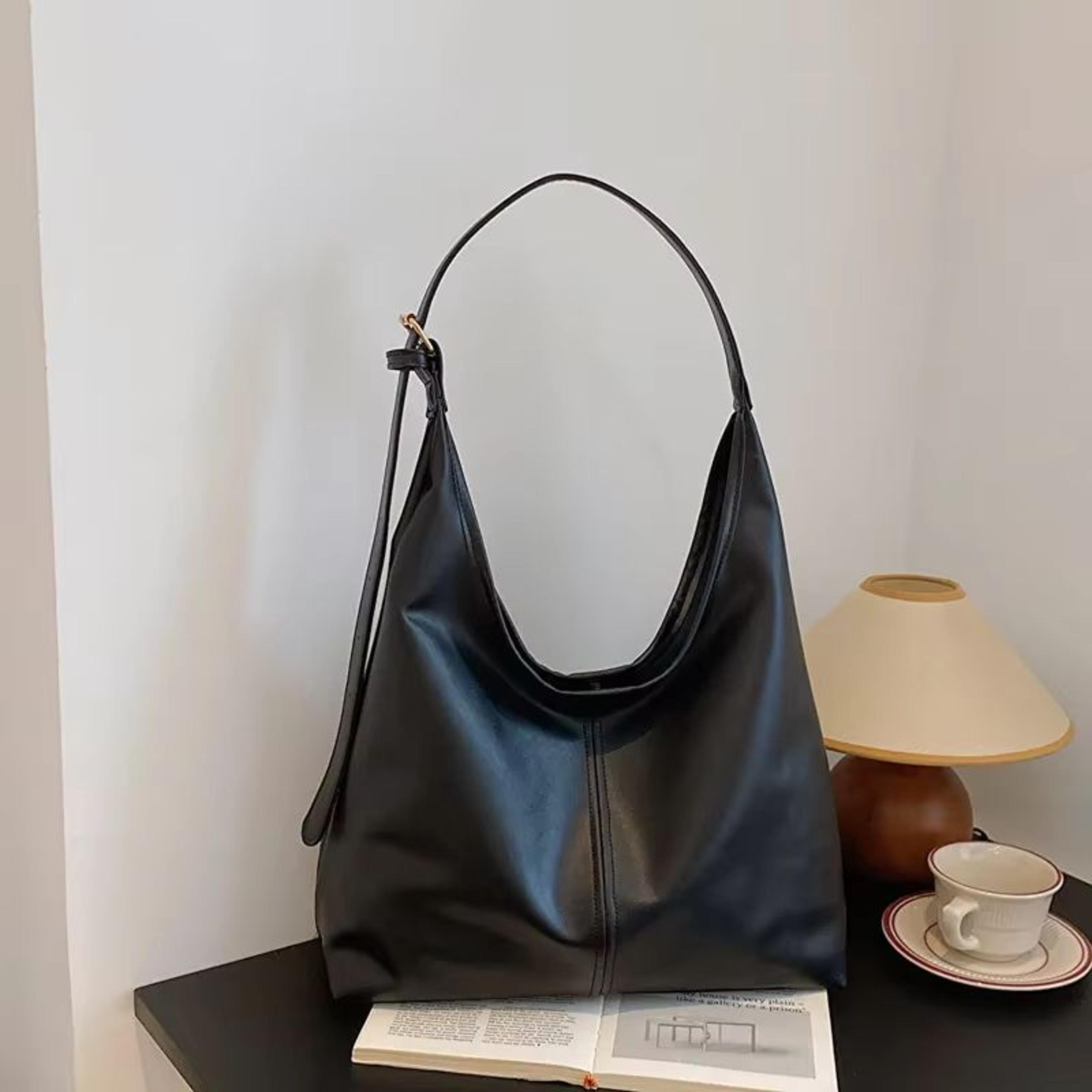 Retro Tote Bag  Spacious Shoulder Carryall For Effortless Everyday Style 7