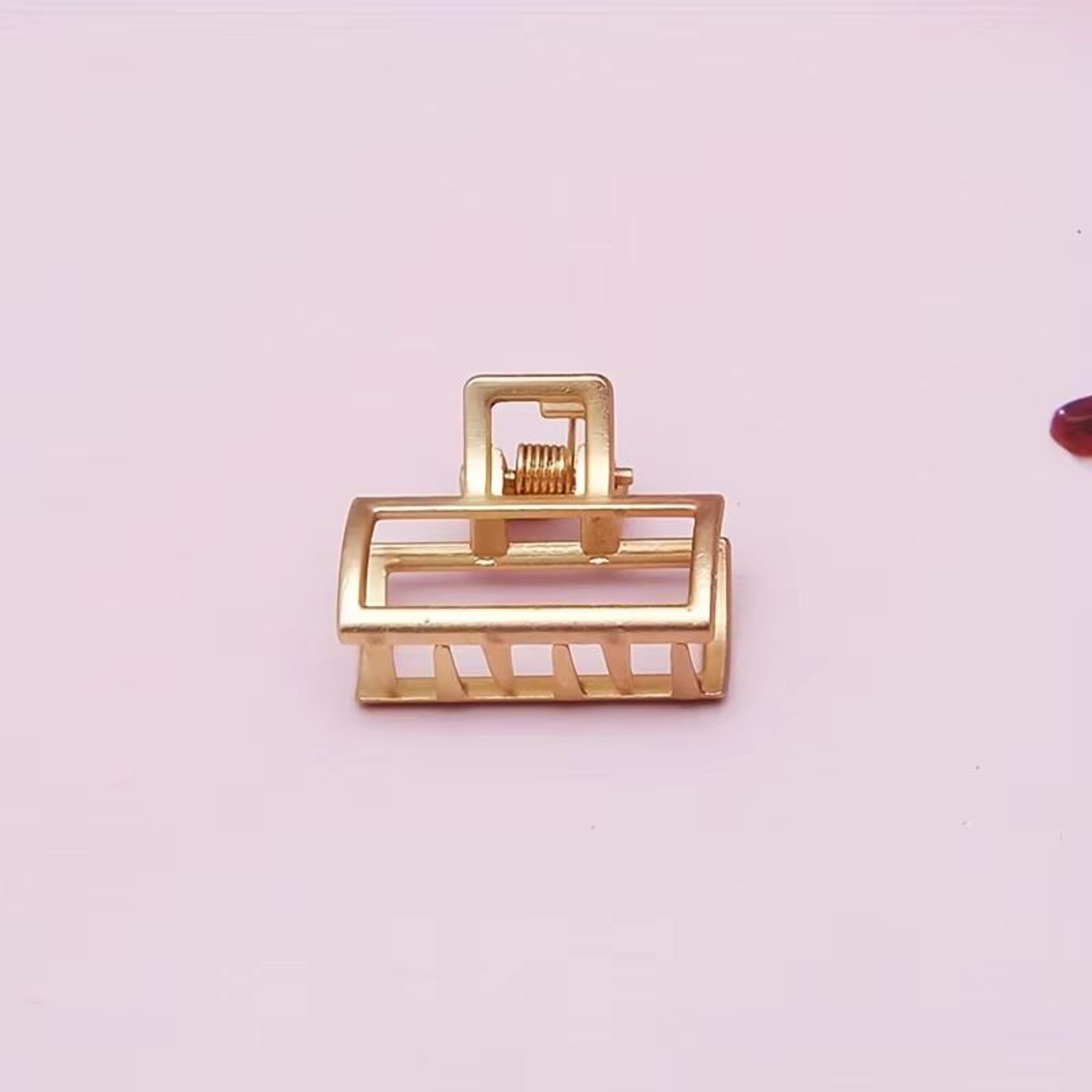 SweetHeart Mini Metal Hair Claw Clips  Non Slip Hollow Heart Barrettes For Women  Girls 13