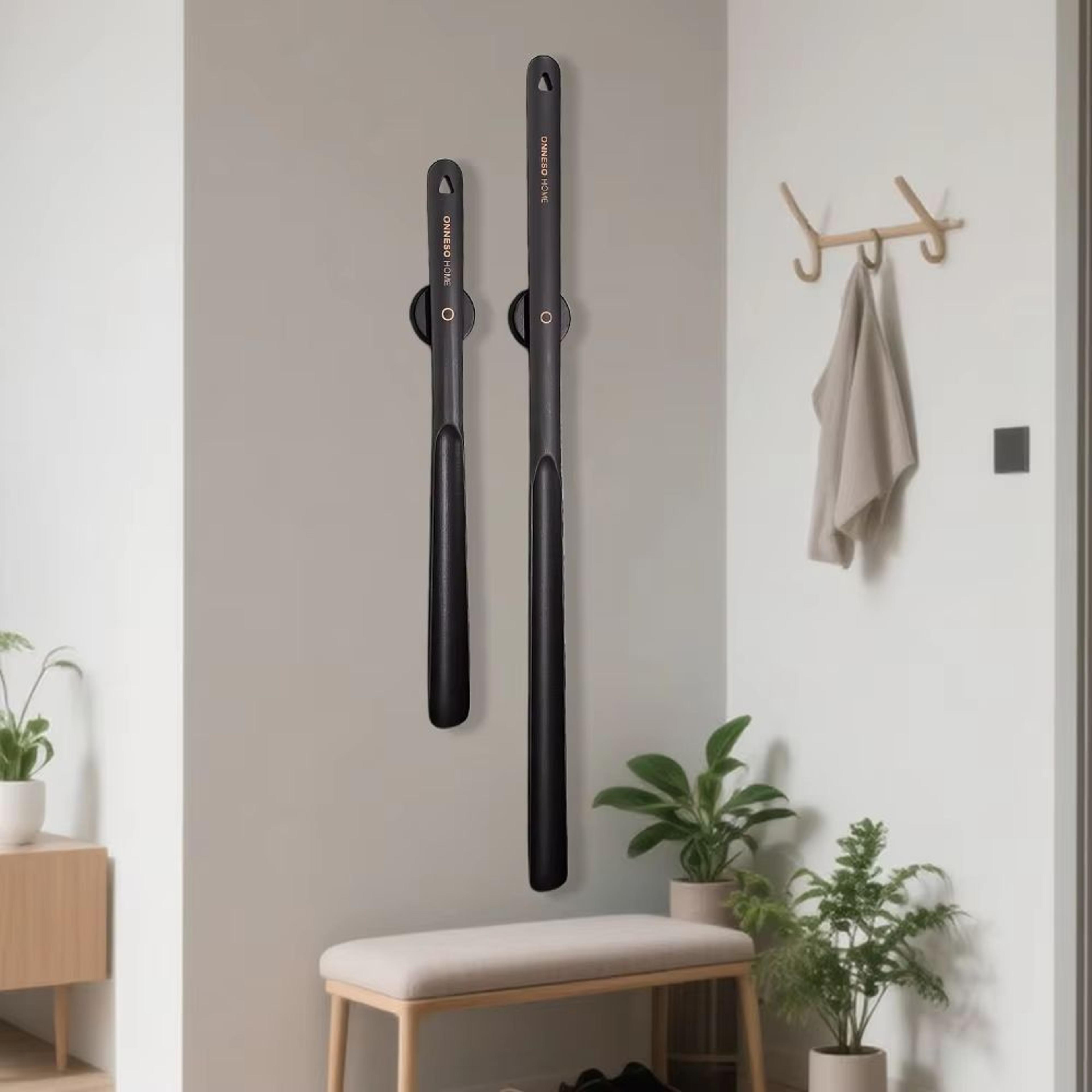 Black Lacquered BeechWood LongHandle Shoehorn With Magnetic Mount 5075 Cm 1