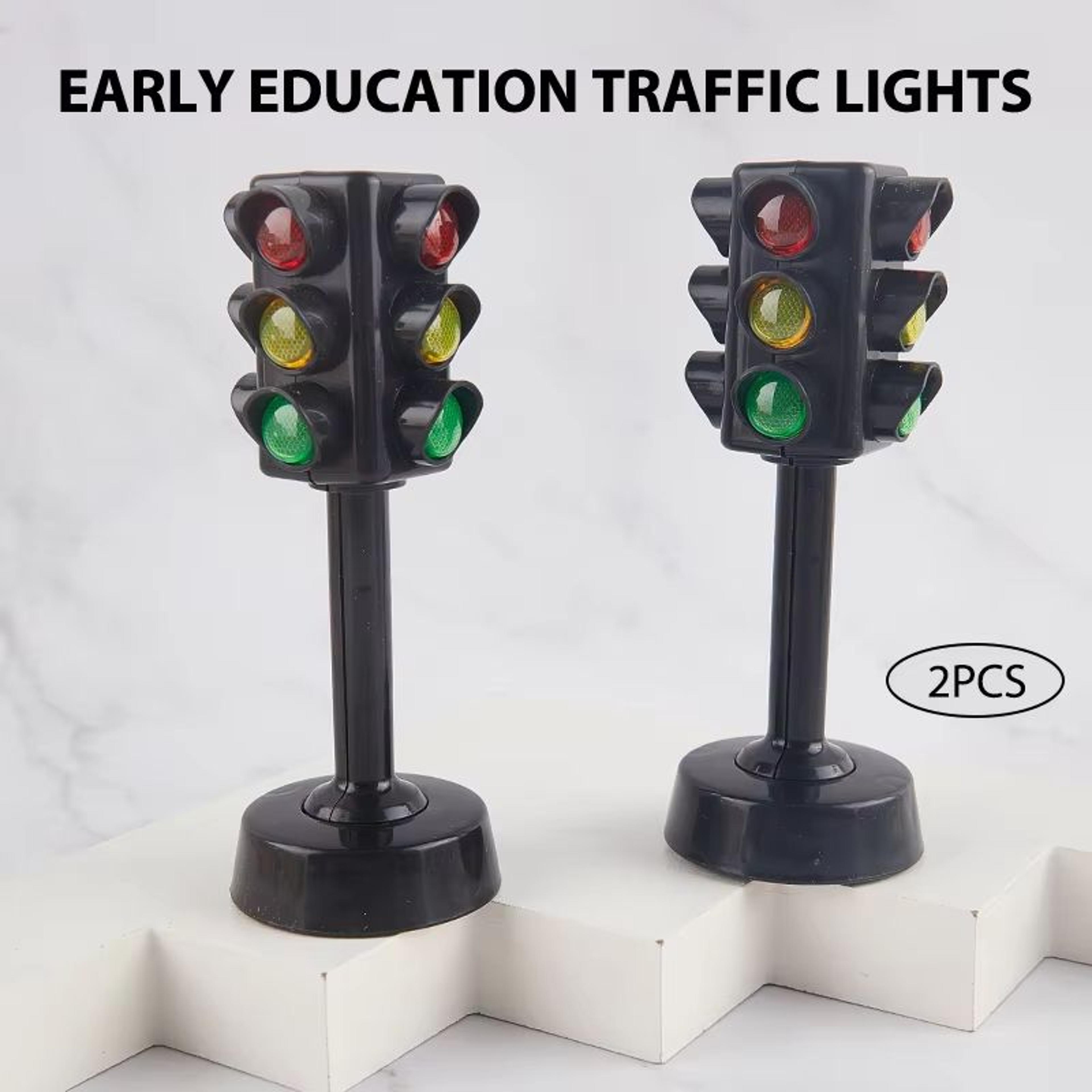 2 Piece Traffic Light Toy Set  Mini Parking Lot Scene Educational Model For Kids 6