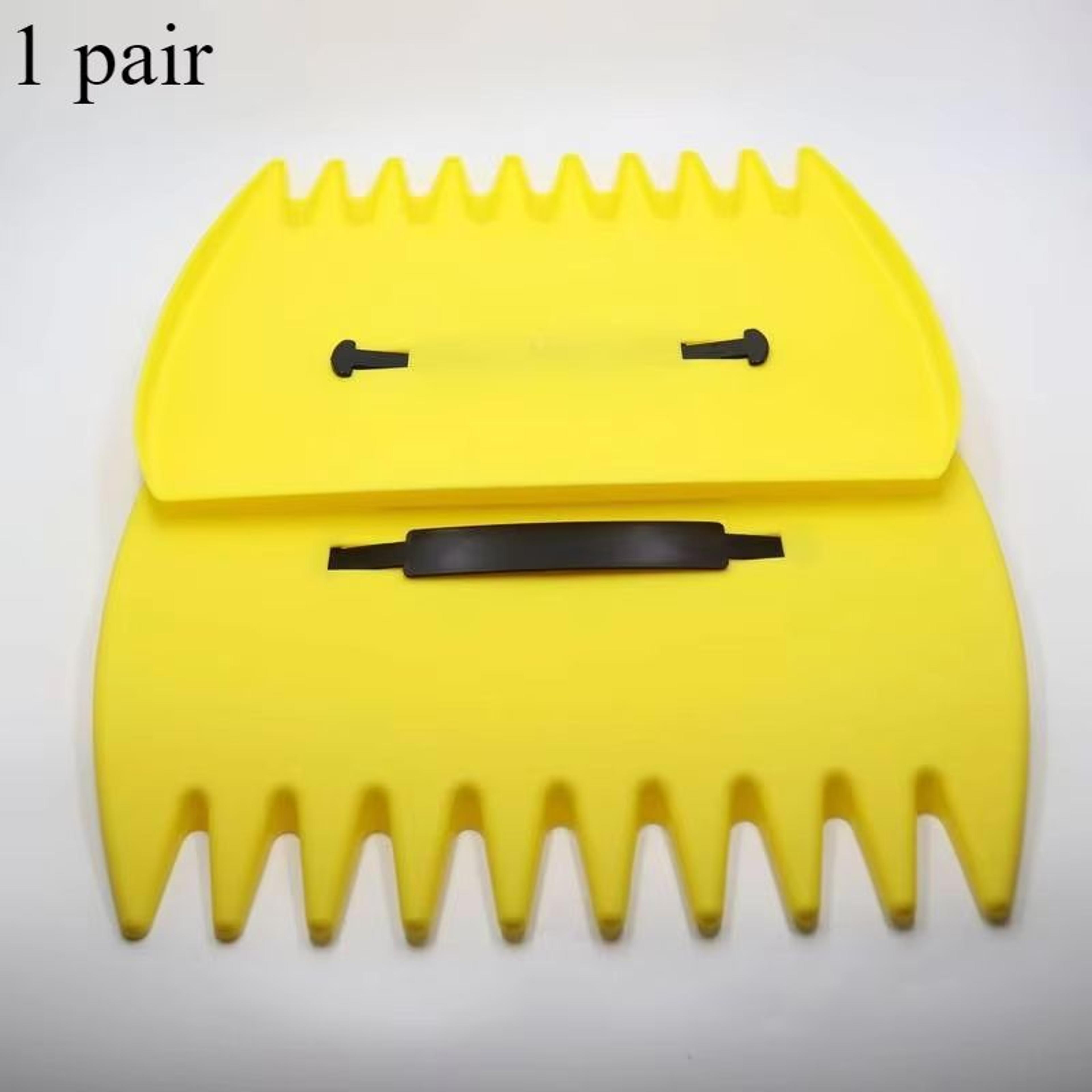Outdoor Leaf Grabber Pair Durable Plastic Garden Rake Hand Claws For Yard Leaf Collection 4