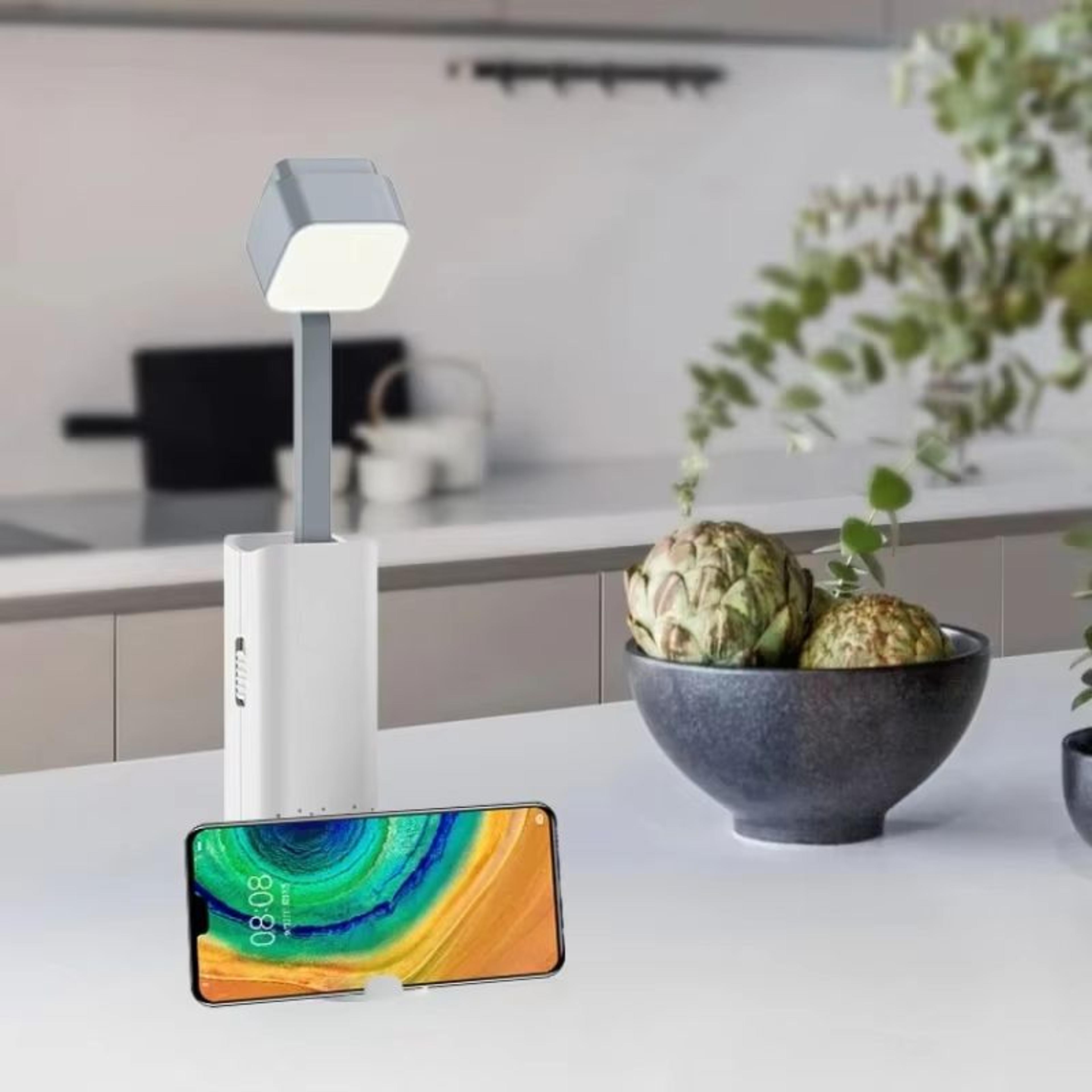 Portable LED Telescopic Desk Lamp With Eye Protection And Power Bank Function 3