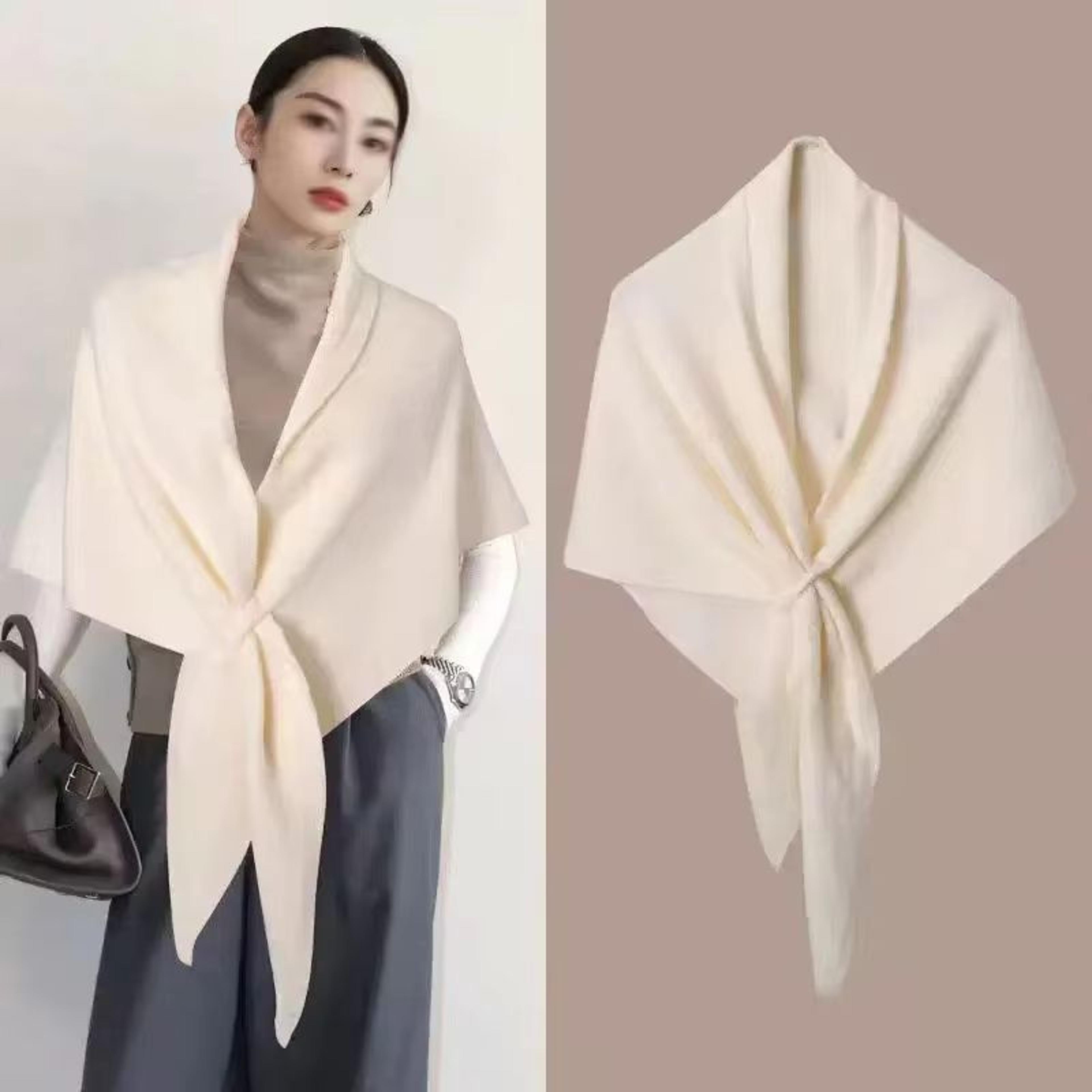 Womens Thickened Warm Neck Wrap  Autumn And Winter Triangular Knitted Shoulder Shawl 2