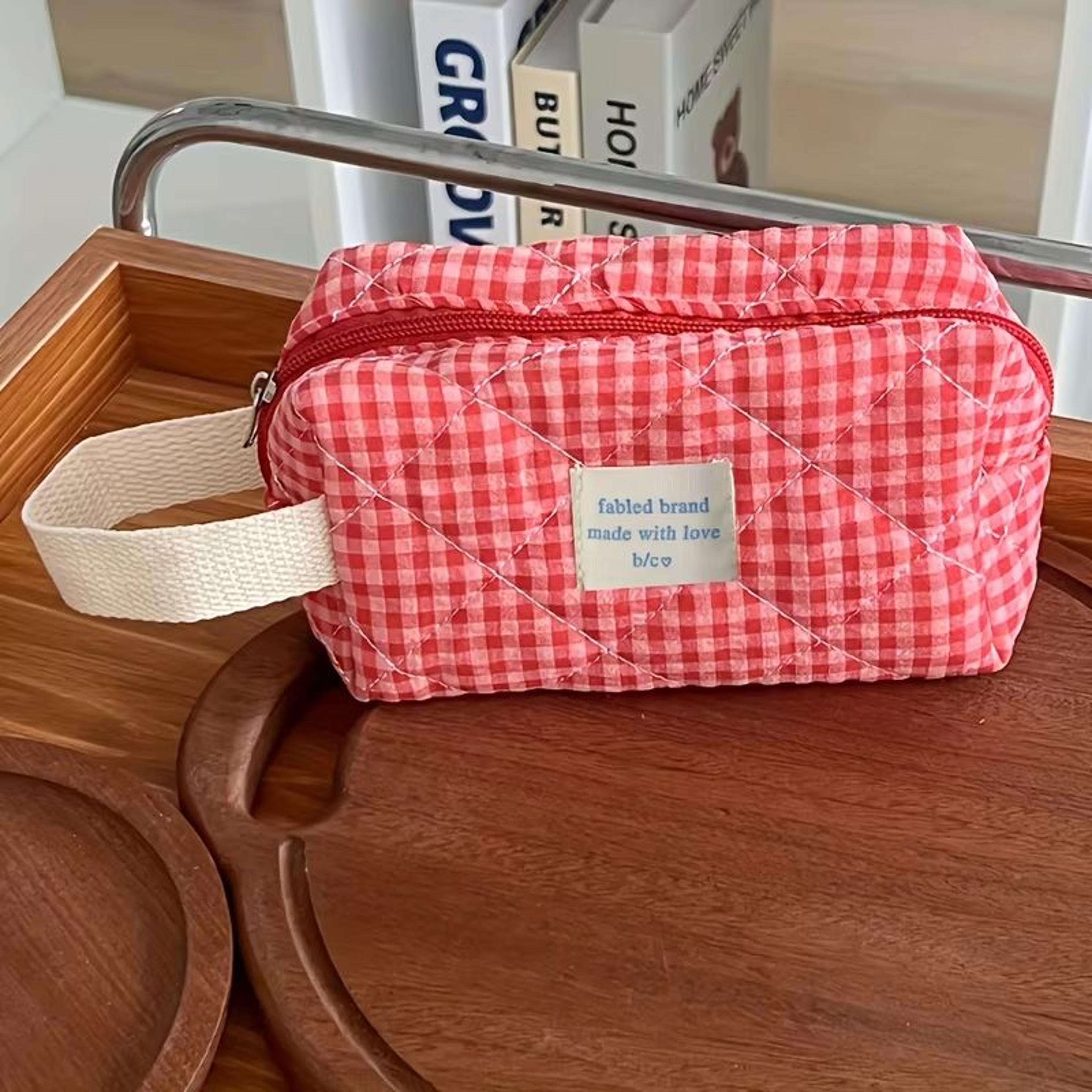 Large Capacity Plaid Makeup Bag Portable Cosmetic  Toiletry Organizer 4