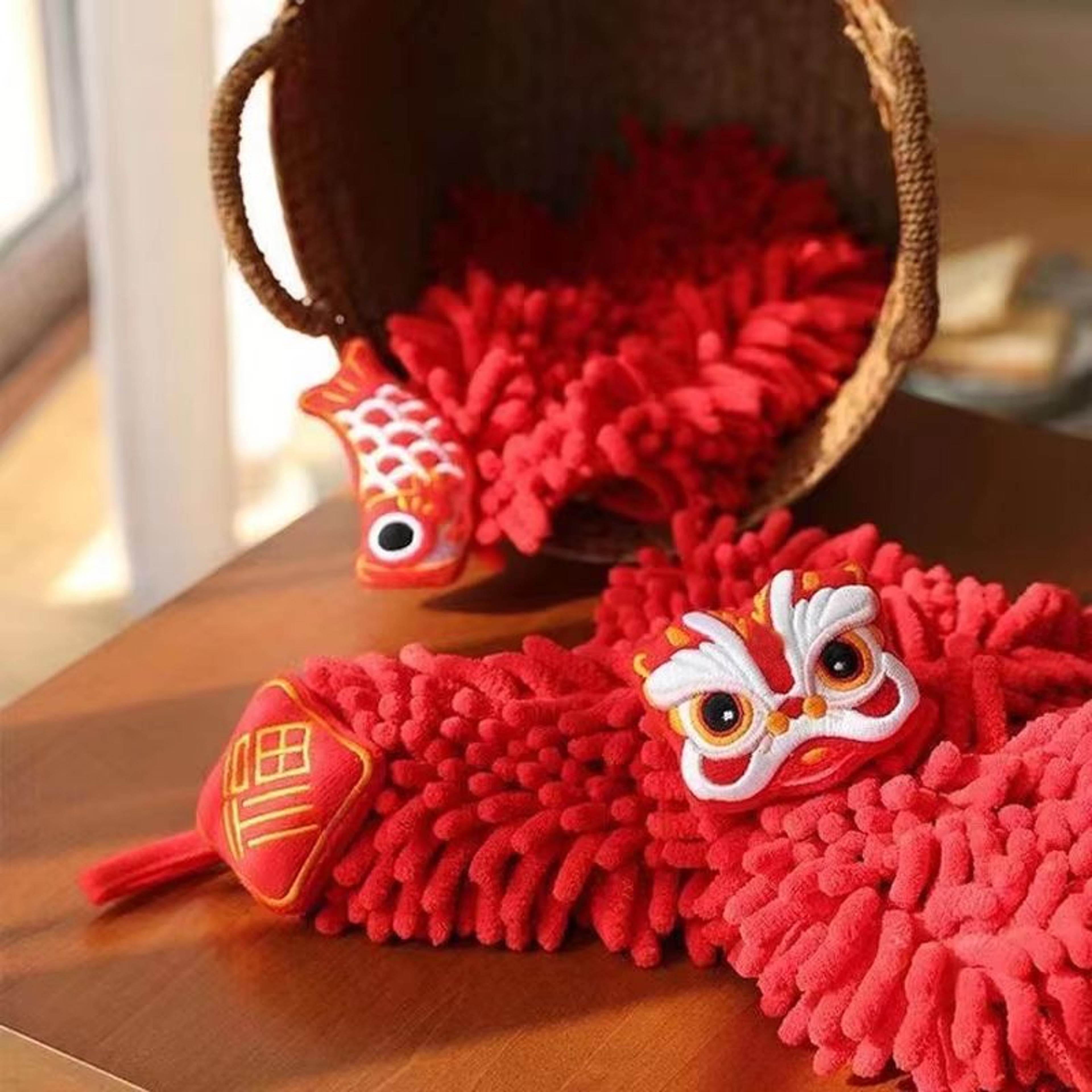 3PCS Cartoon Red Chenille Hand Towel Hanging Quick Dry Kitchen Towel Set For Bathroom And Home Clea 5