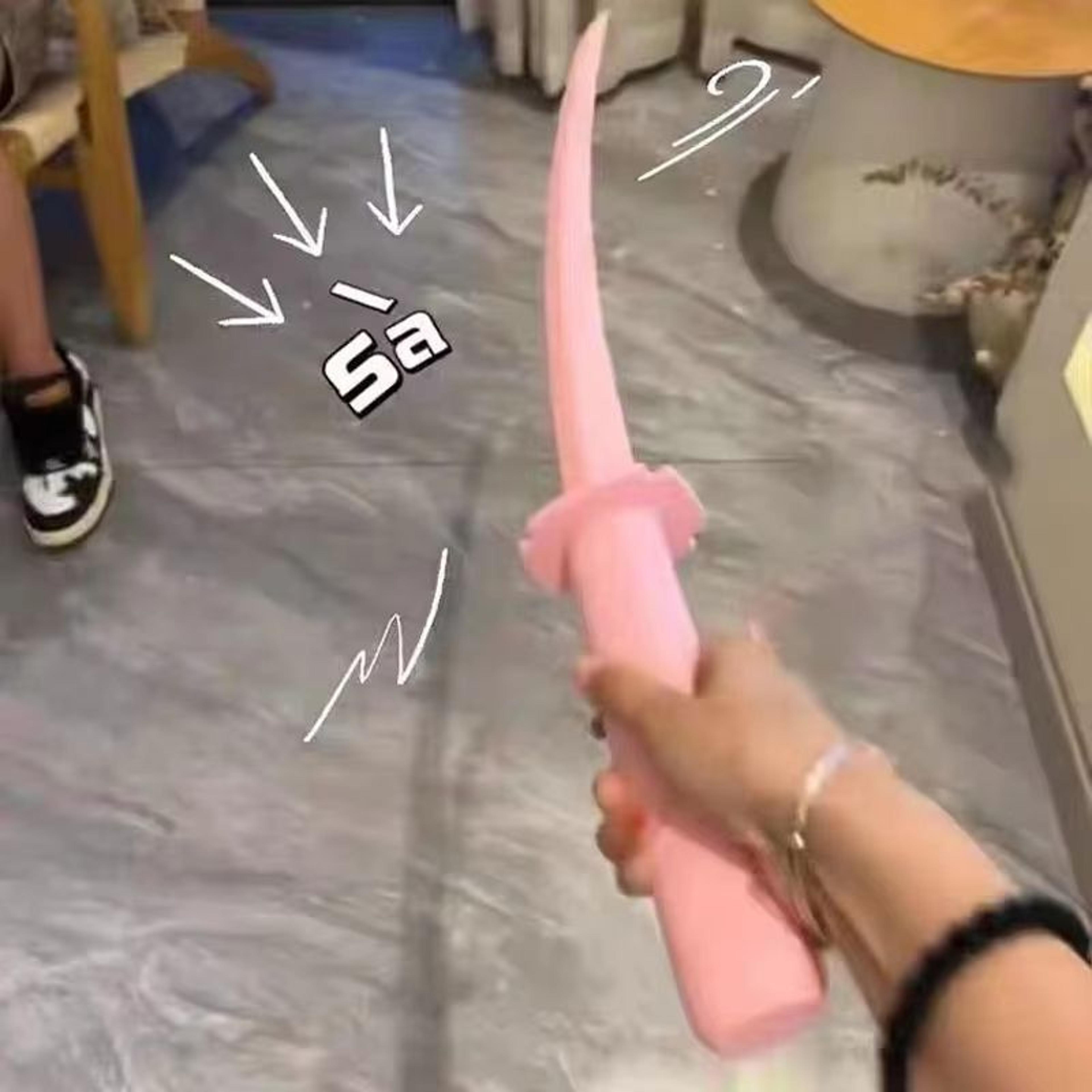 Extendable Japanese 3D Gravity Knife Katana Cosplay Prop For Adults 4