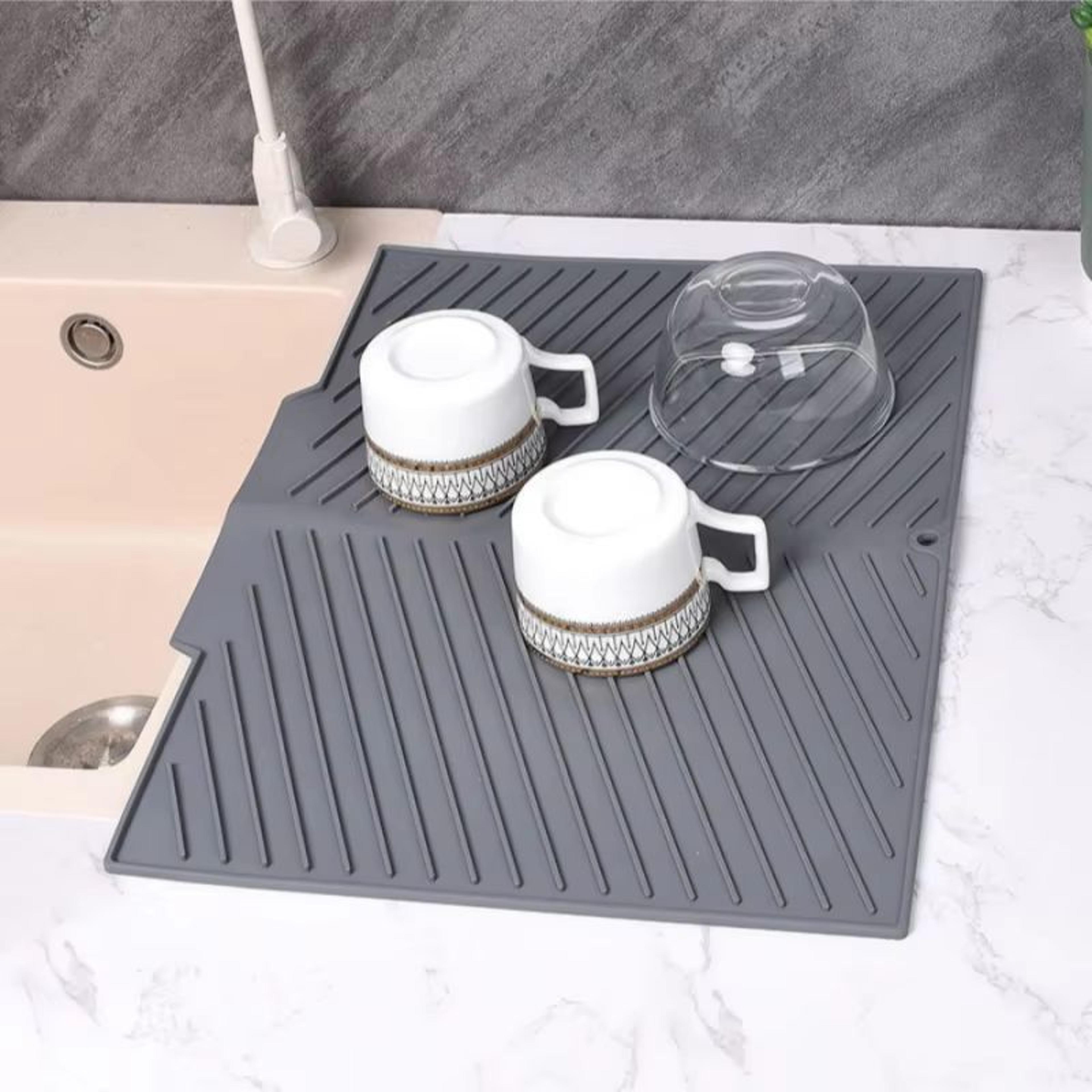 Silicone Draining  Storage Pad With Slope Drainage And NonSlip Surface 2