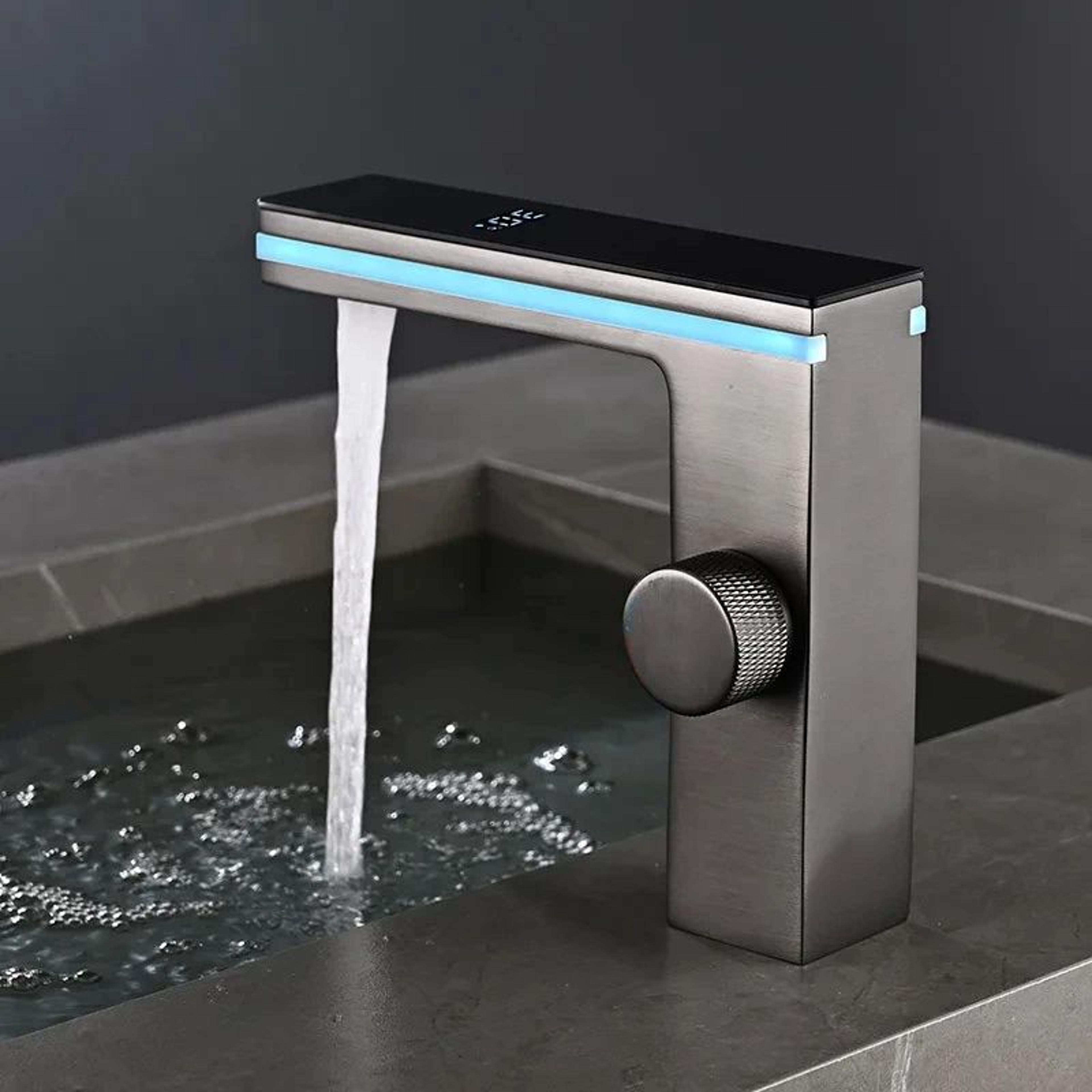 Digital Display Bathroom Faucet LED Brass Deck Mounted Hot And Cold Sink Mixer Tap 2