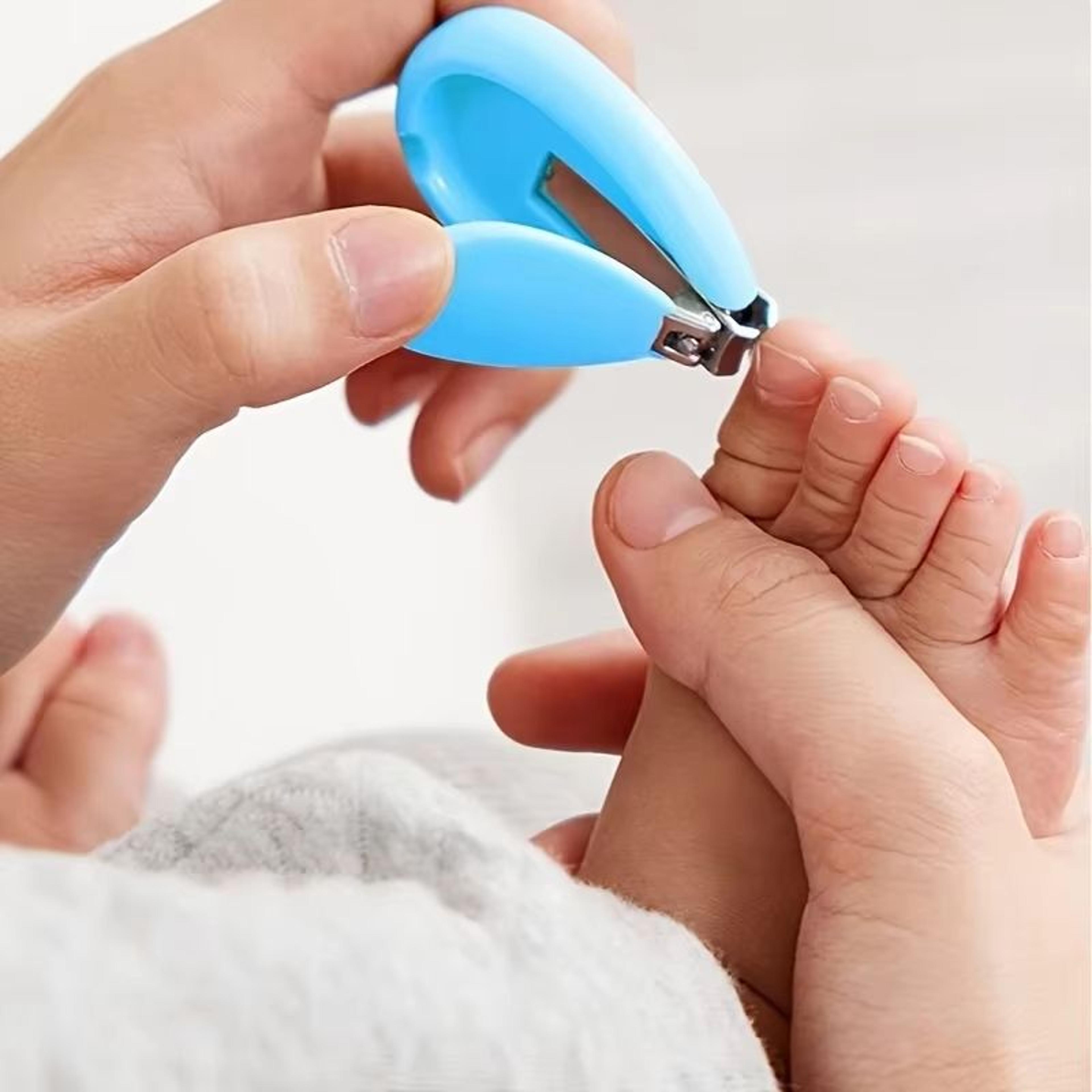4Piece Infant Baby Nail Grooming Kit With Clippers Scissors File And Tweezers 2