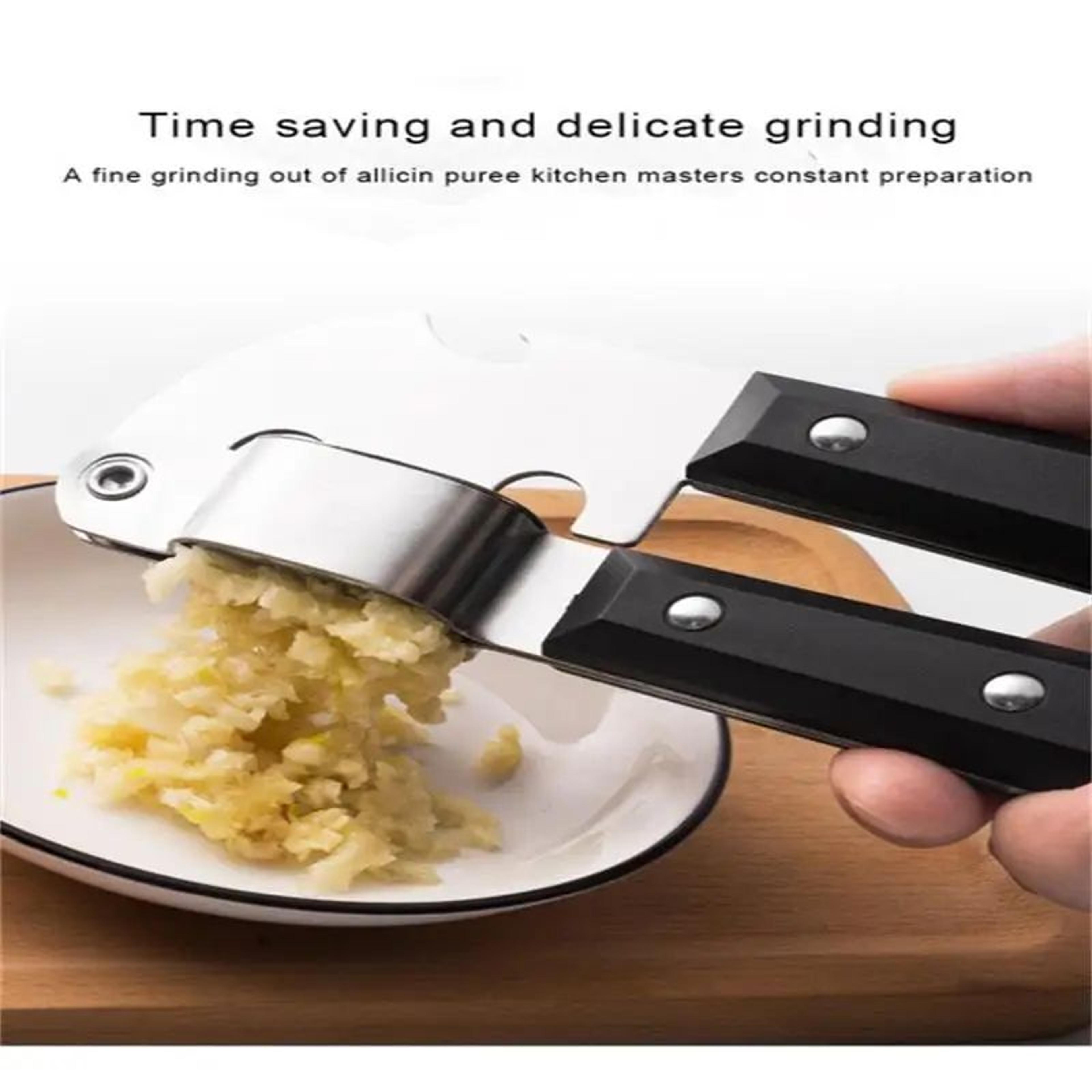 Black Stainless Steel Manual Garlic Press For Easy Kitchen Prep 2