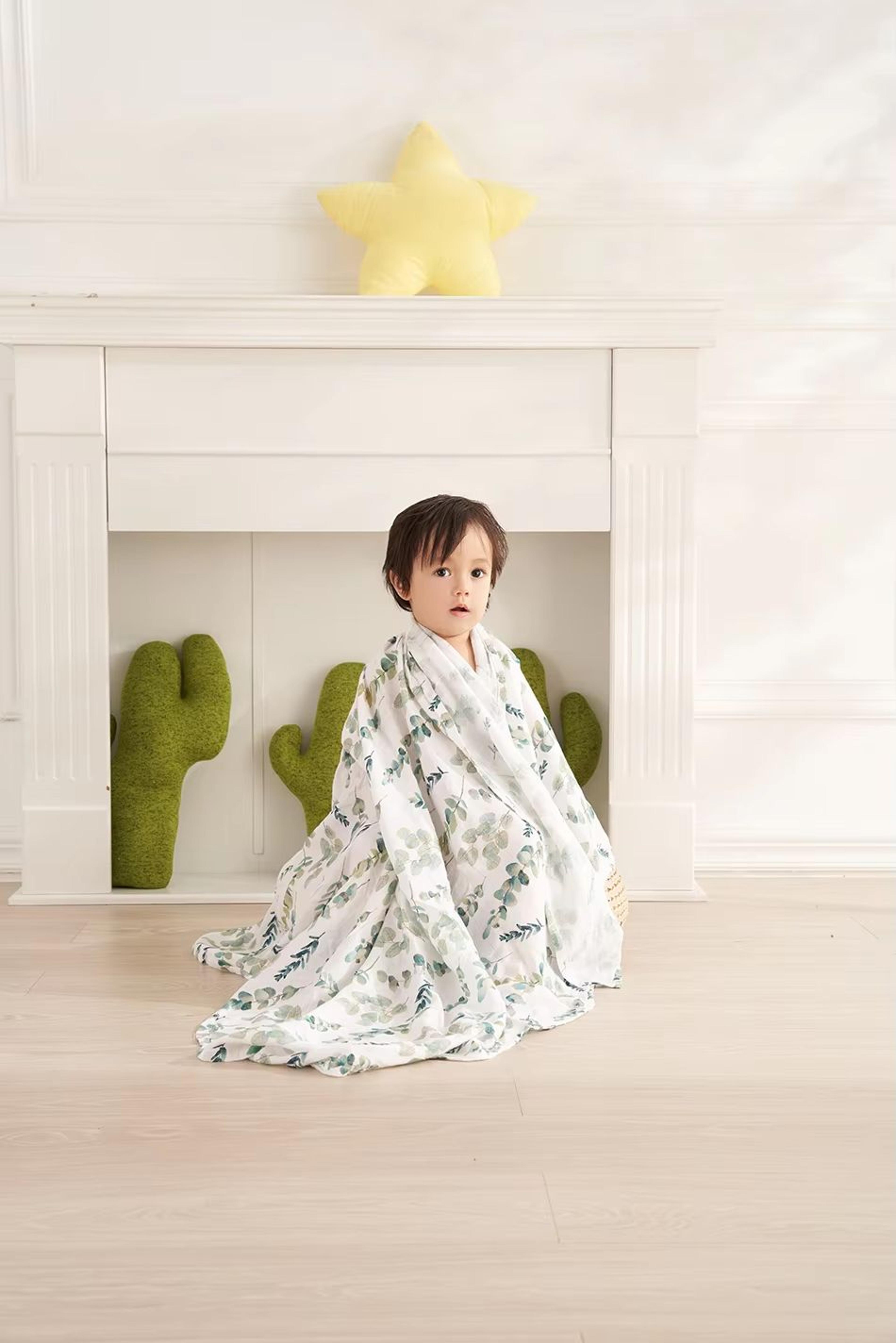 Elinfant 2 Layer Cotton Muslin Swaddle Blanket 4724x4331in Newborn Bath Towel Wrap 3