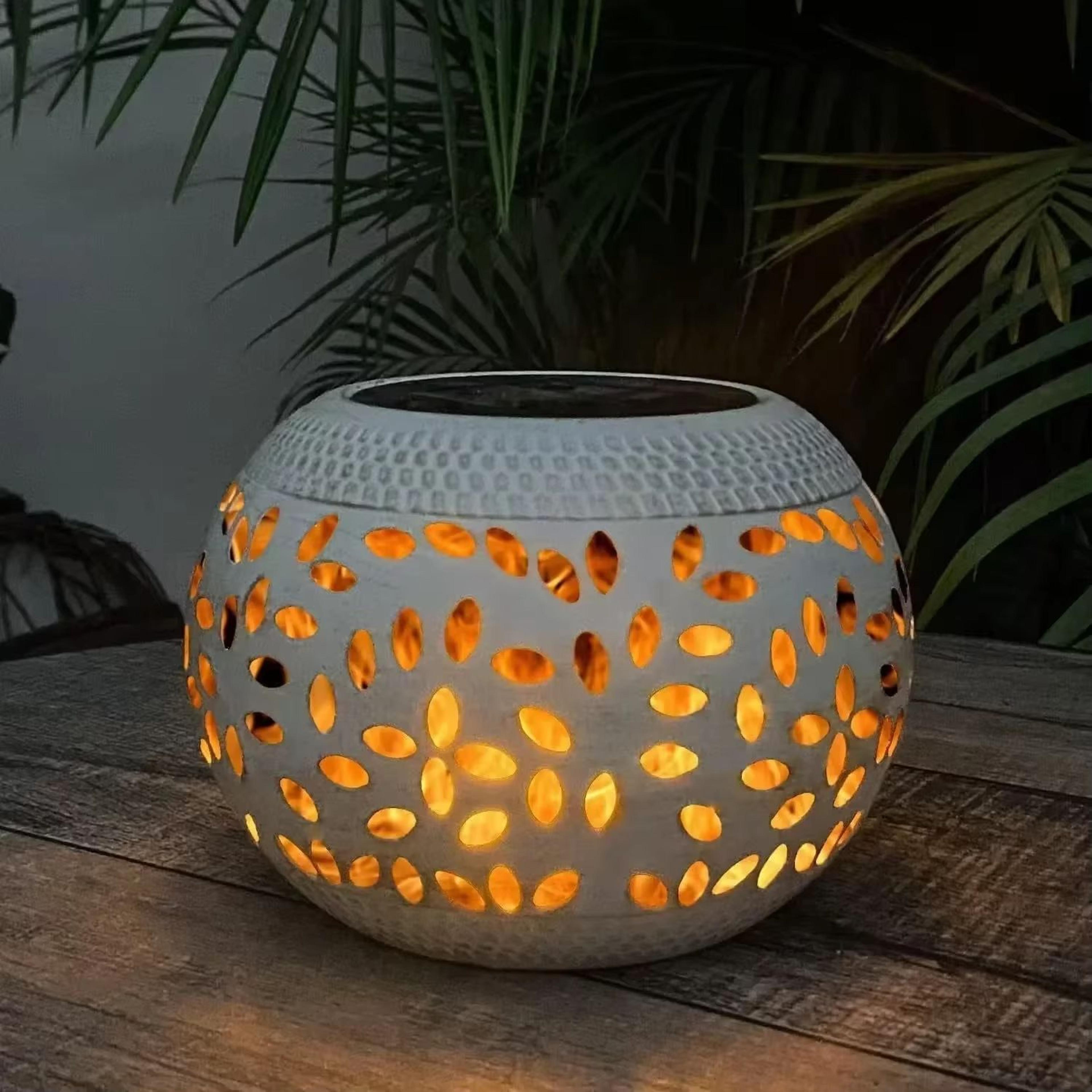 Retro Solar Table Lantern Outdoor Waterproof Metal Garden Projector Light 6