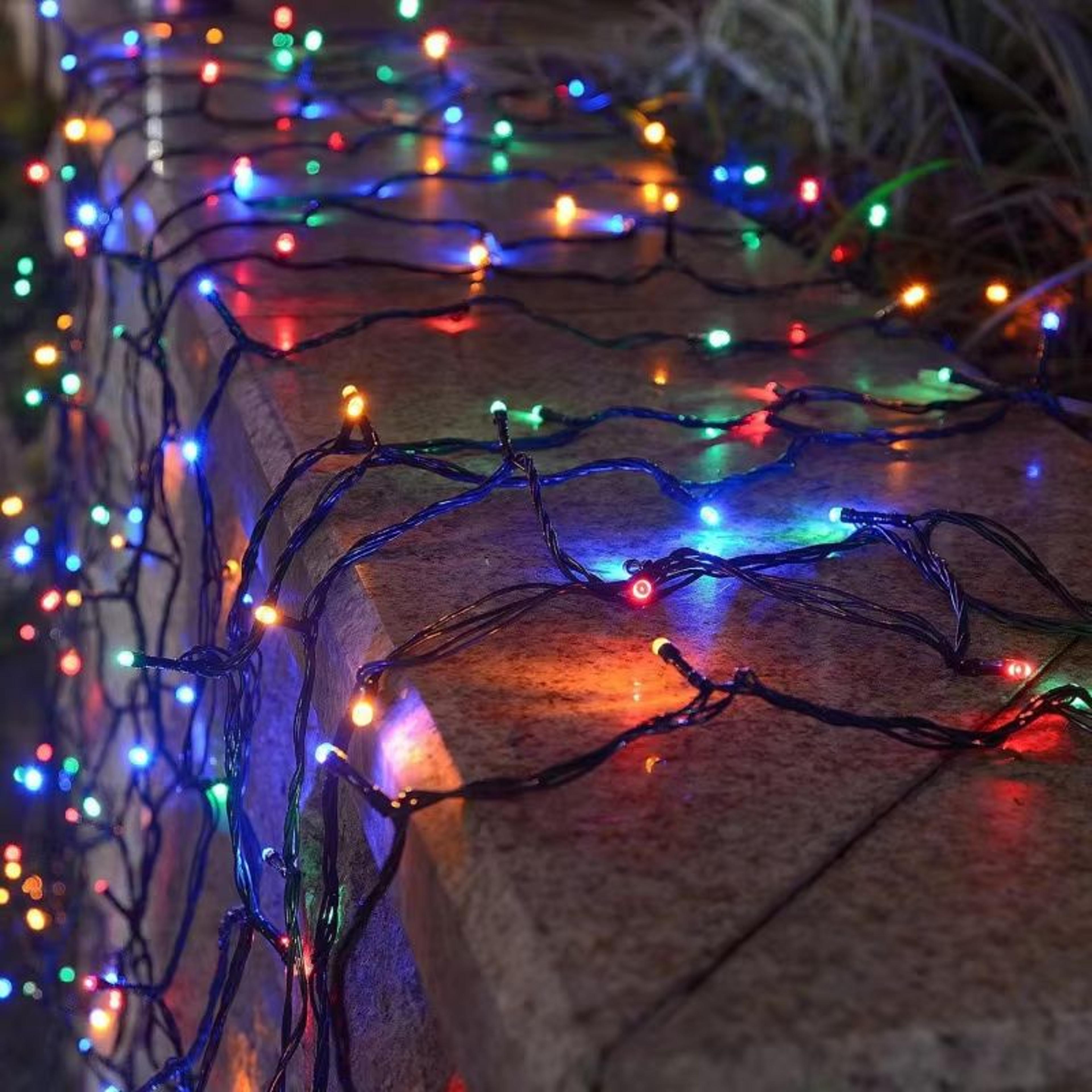 Solar Powered Waterproof LED String Lights For Outdoor Christmas Party And Garden Decor 0