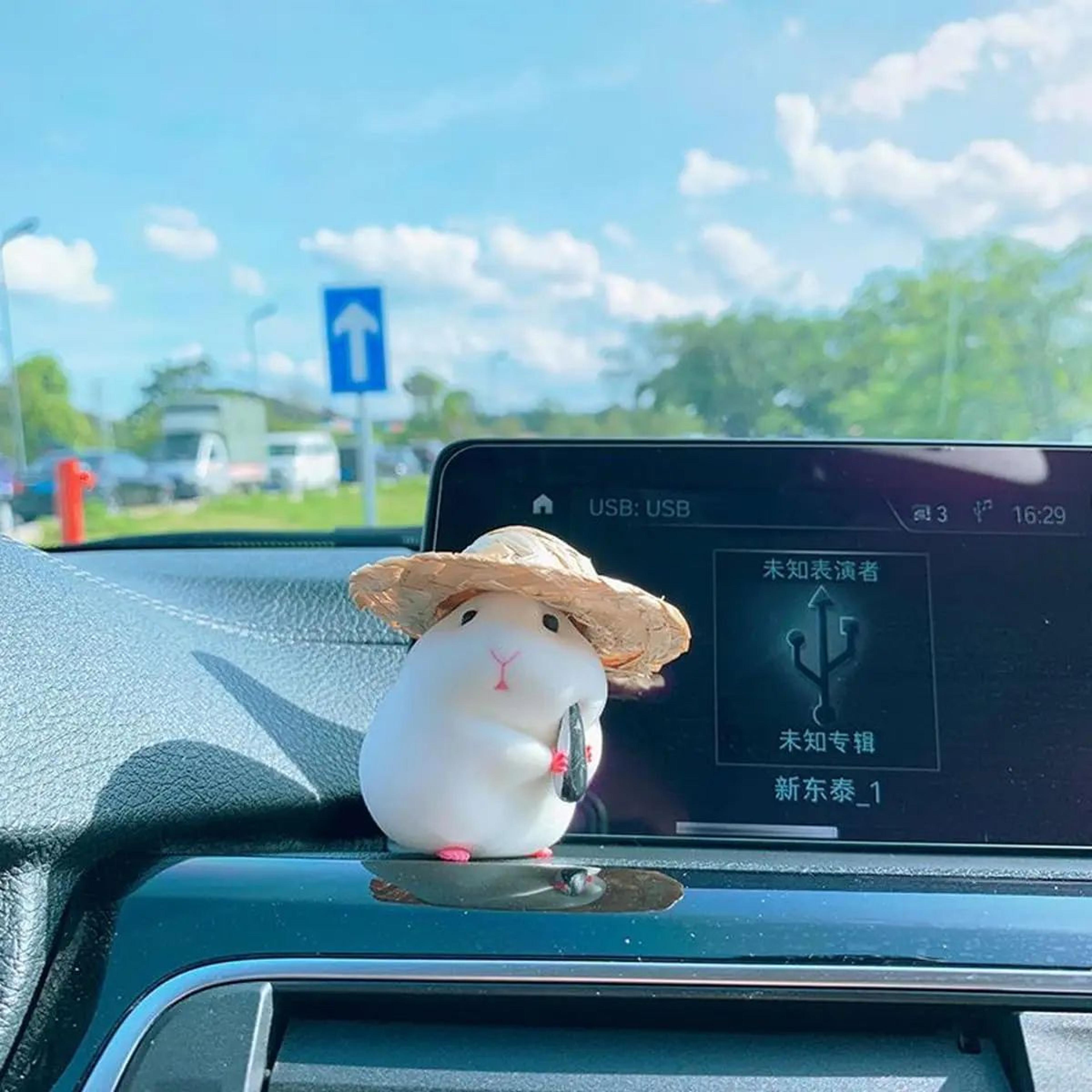 Cute Hamster Car Dashboard Ornament Straw Hat Mini Interior Decoration 2