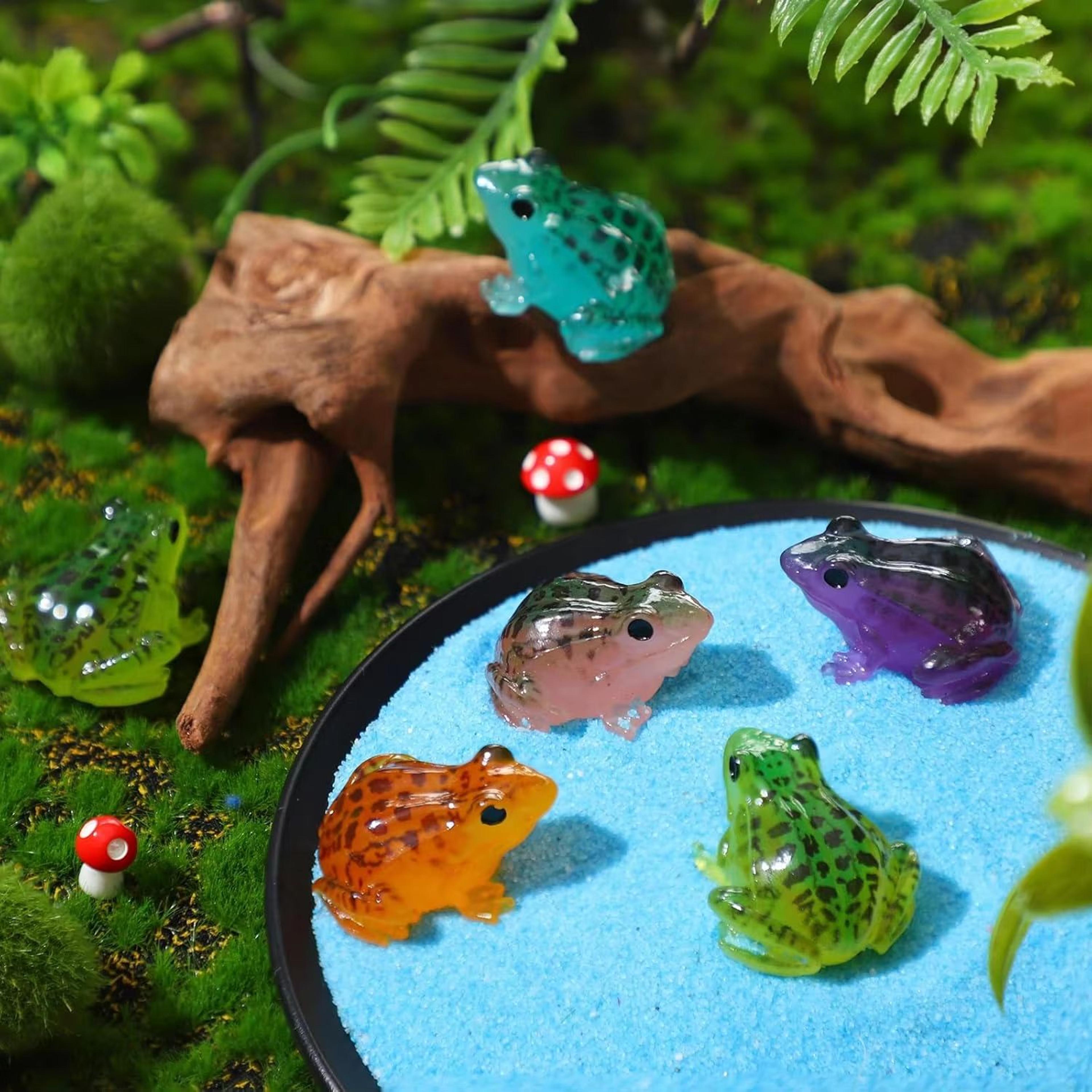 Luminous Mini Resin Frog Figurines For Garden Terrarium And DIY Moss Landscape Decoration 1