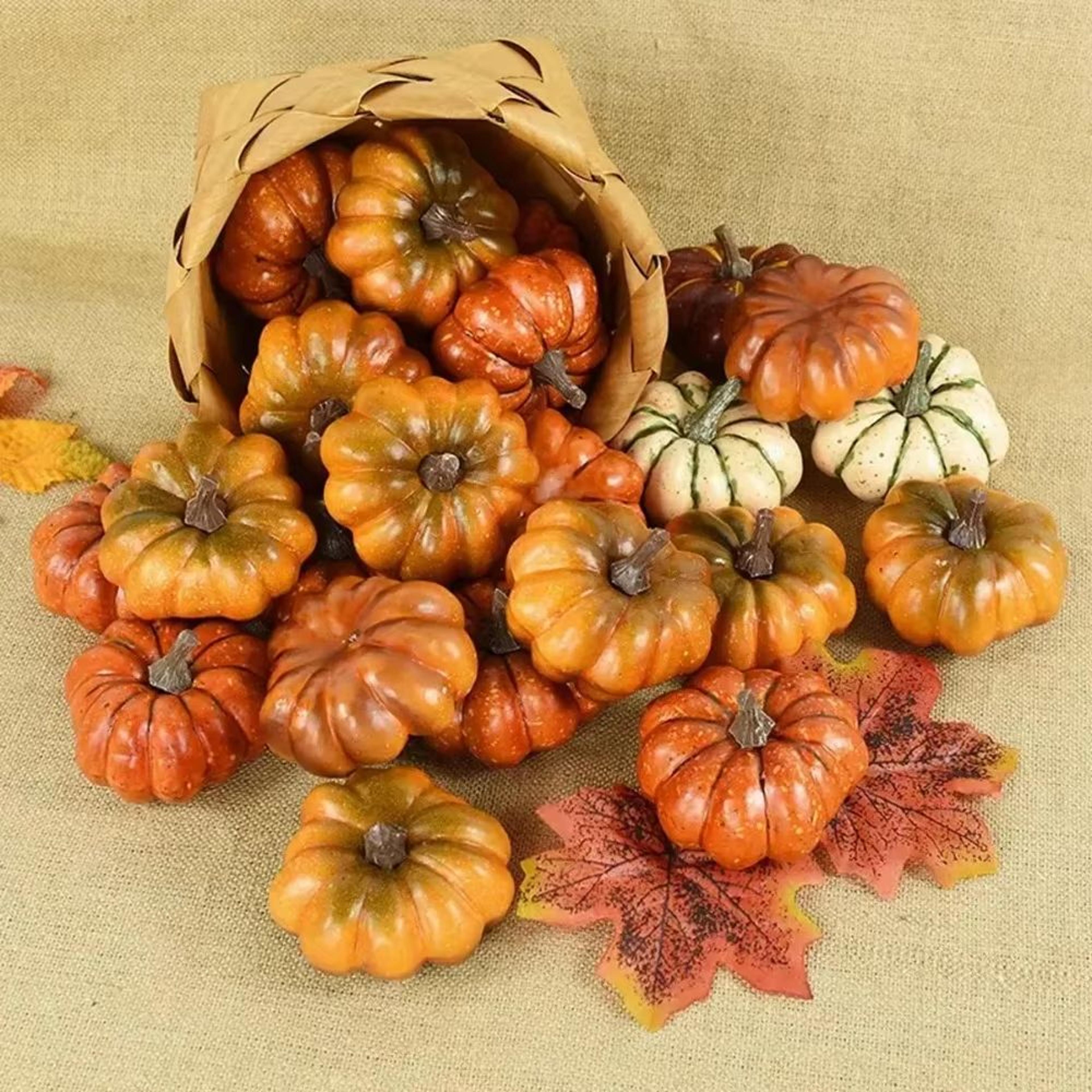 Reusable Plastic Pumpkin Decor Set For DIY Crafts  Thanksgiving Table Styling 2