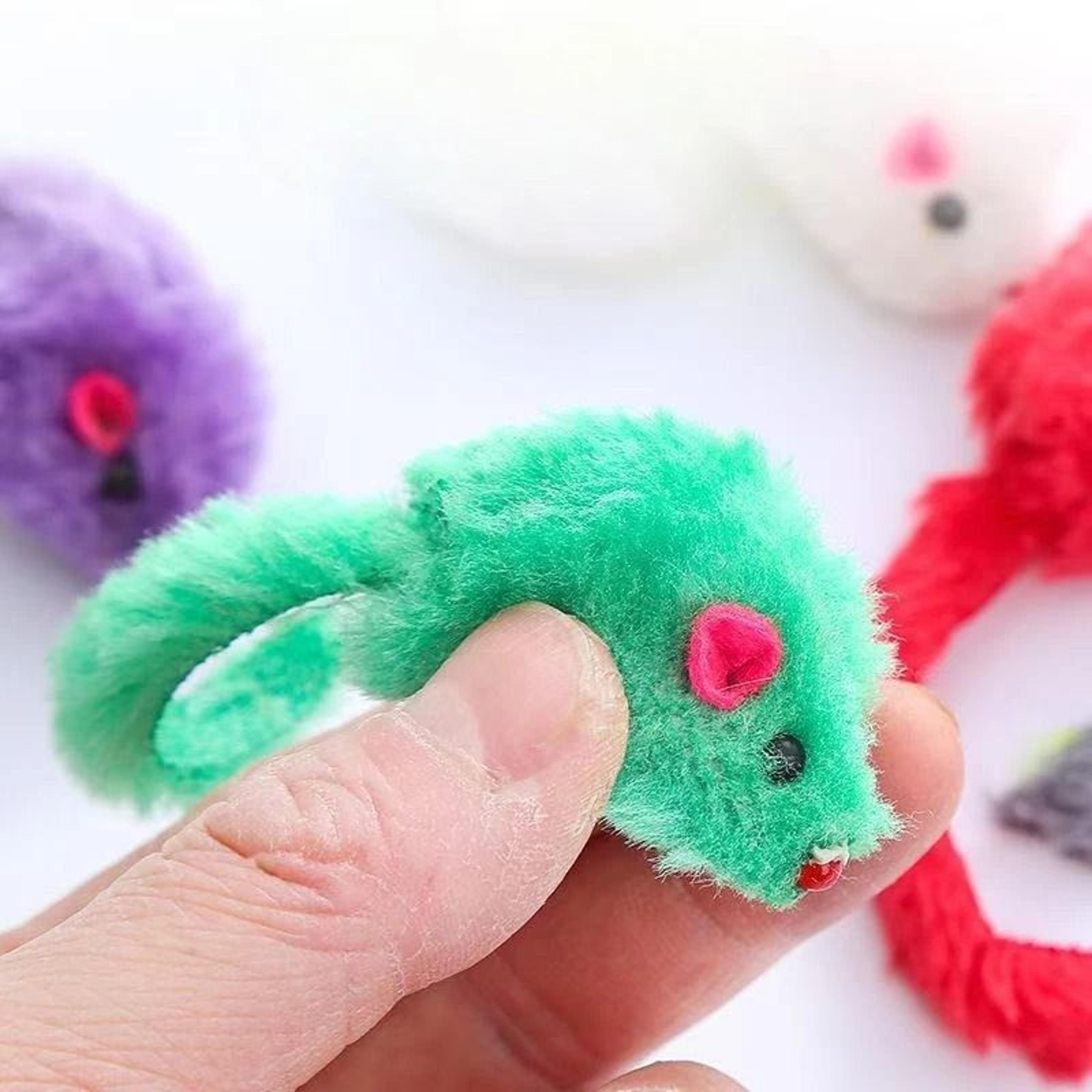 Catnip Squeaky Mouse Toy For Cats 2