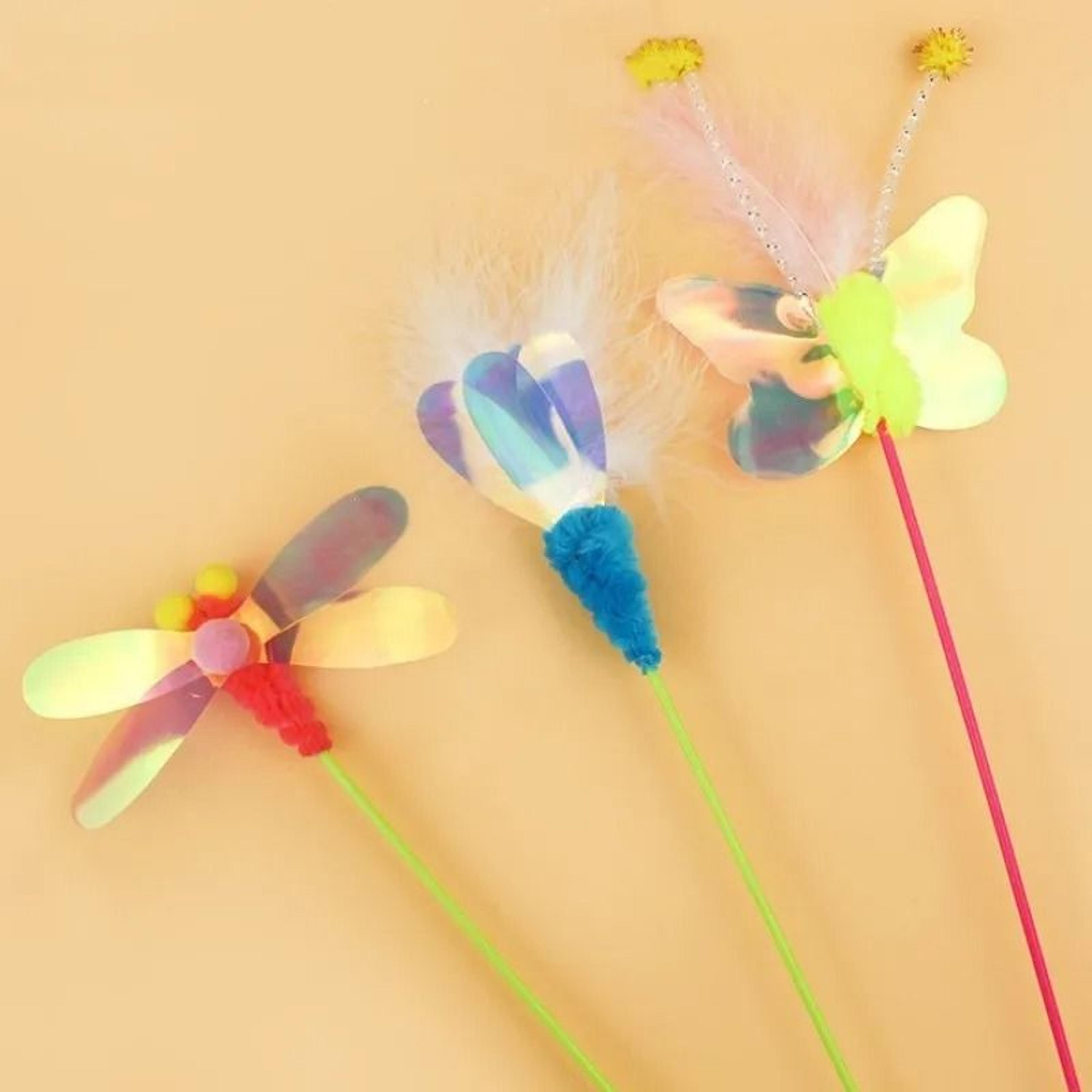 FlutterPounce Interactive Feather Wand Cat Toy With Butterfly  Wool Ball Teasers 2