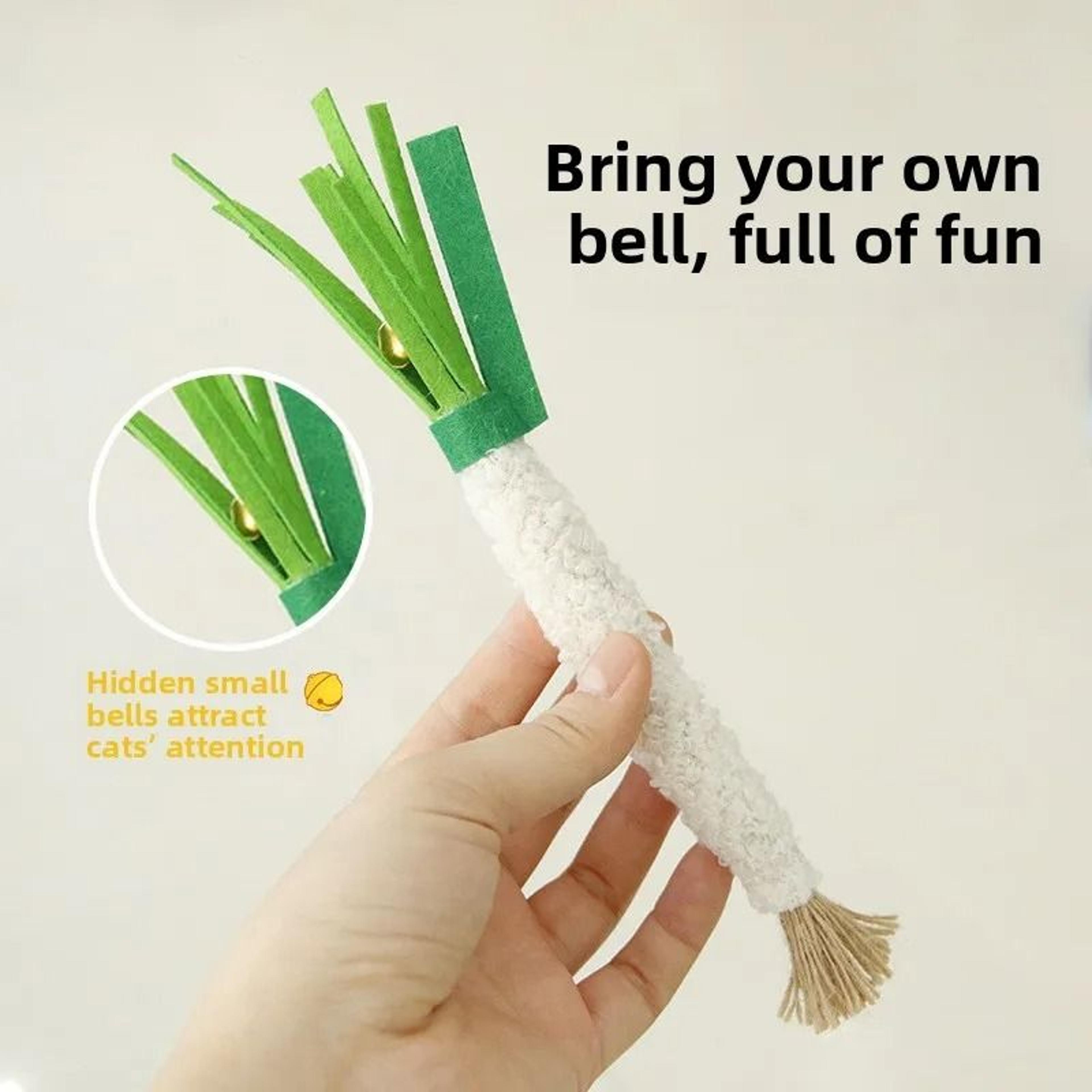 3Piece Silver Vine Scallion Cat Chew Toy Set For Teeth Cleaning And Interactive Play 3