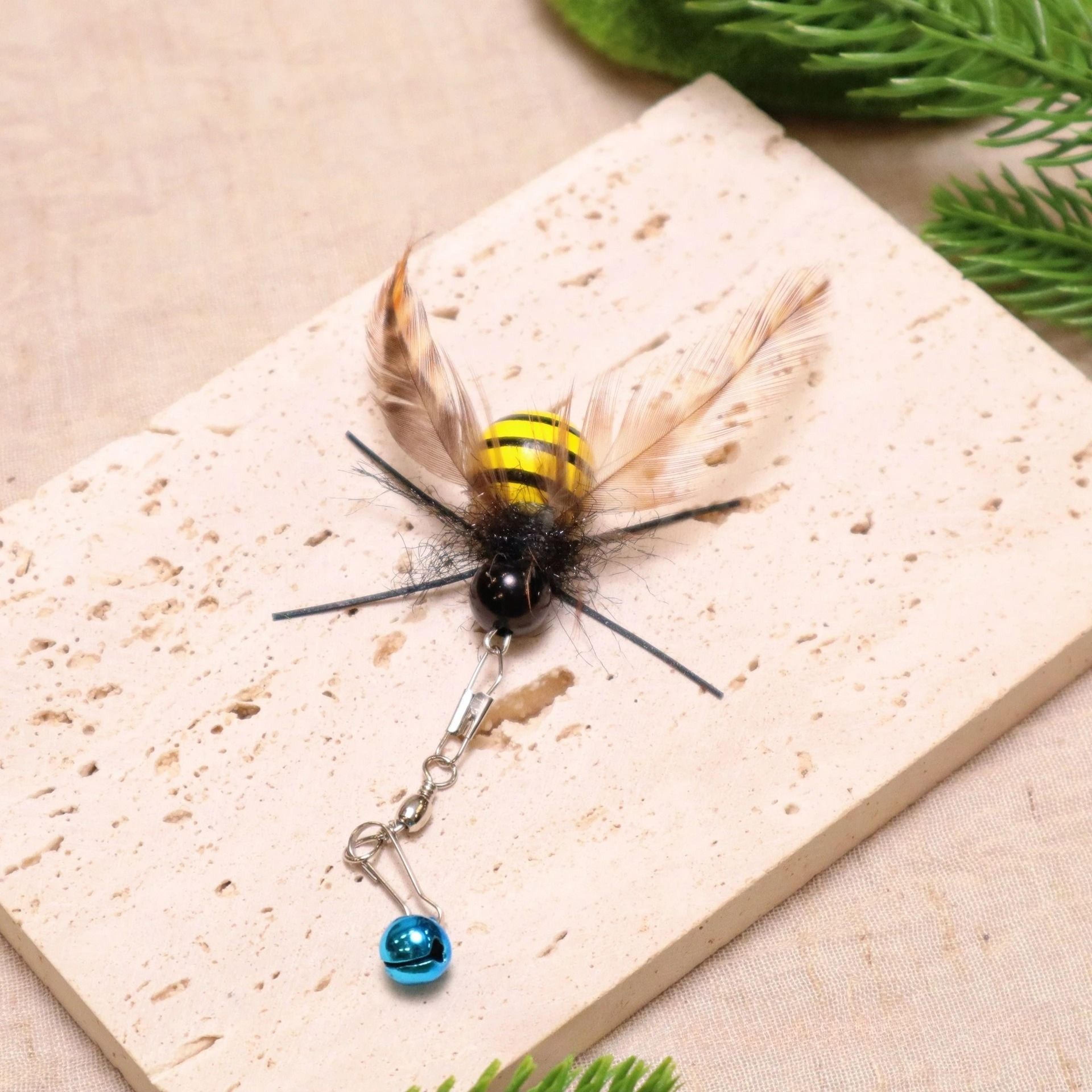 BuzzHunter Feather Insect Cat Toy Refills  Mantis  Bee Replacement Teaser Attachments 2Pack 6