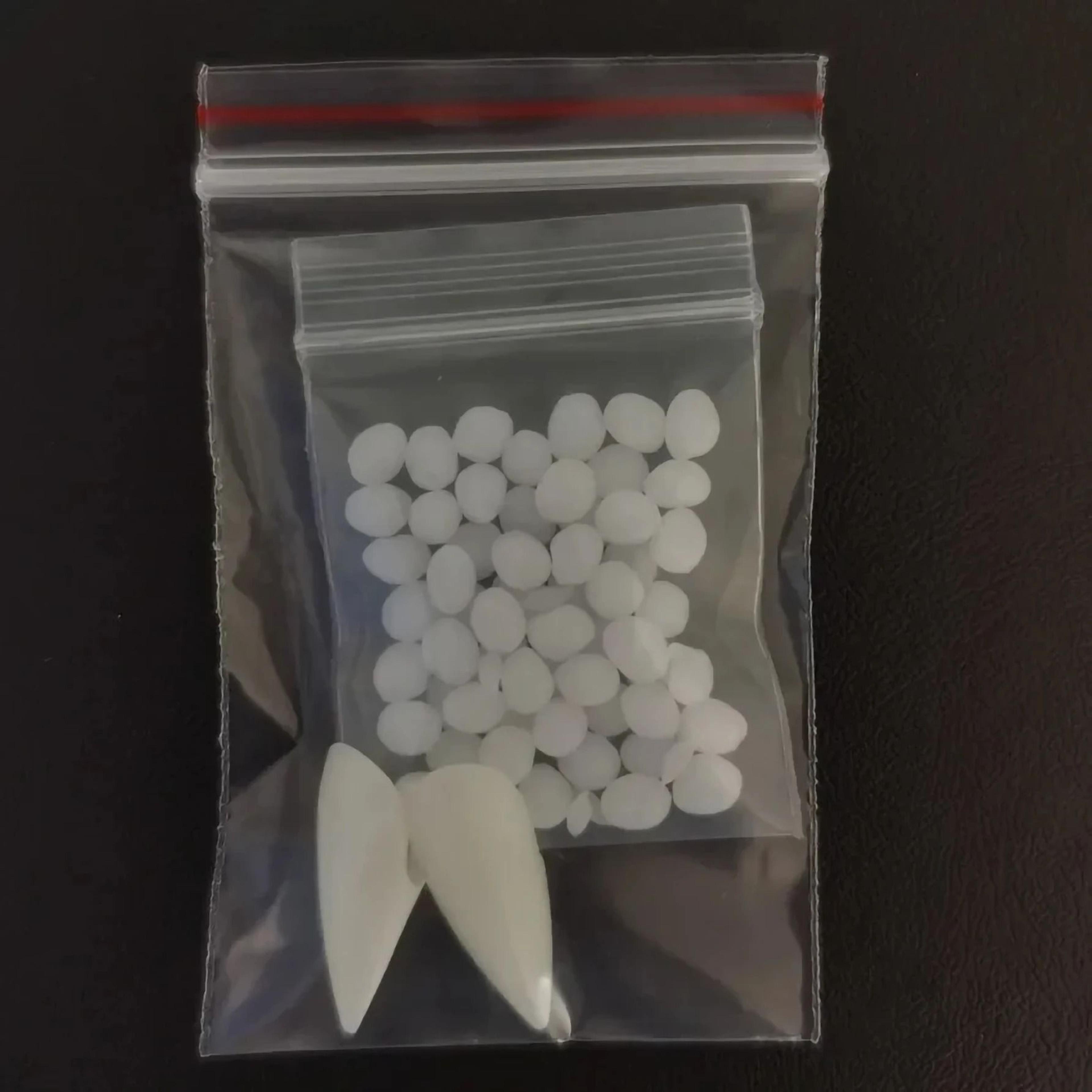 Realistic Vampire Fangs With Adhesive For Halloween Cosplay 8