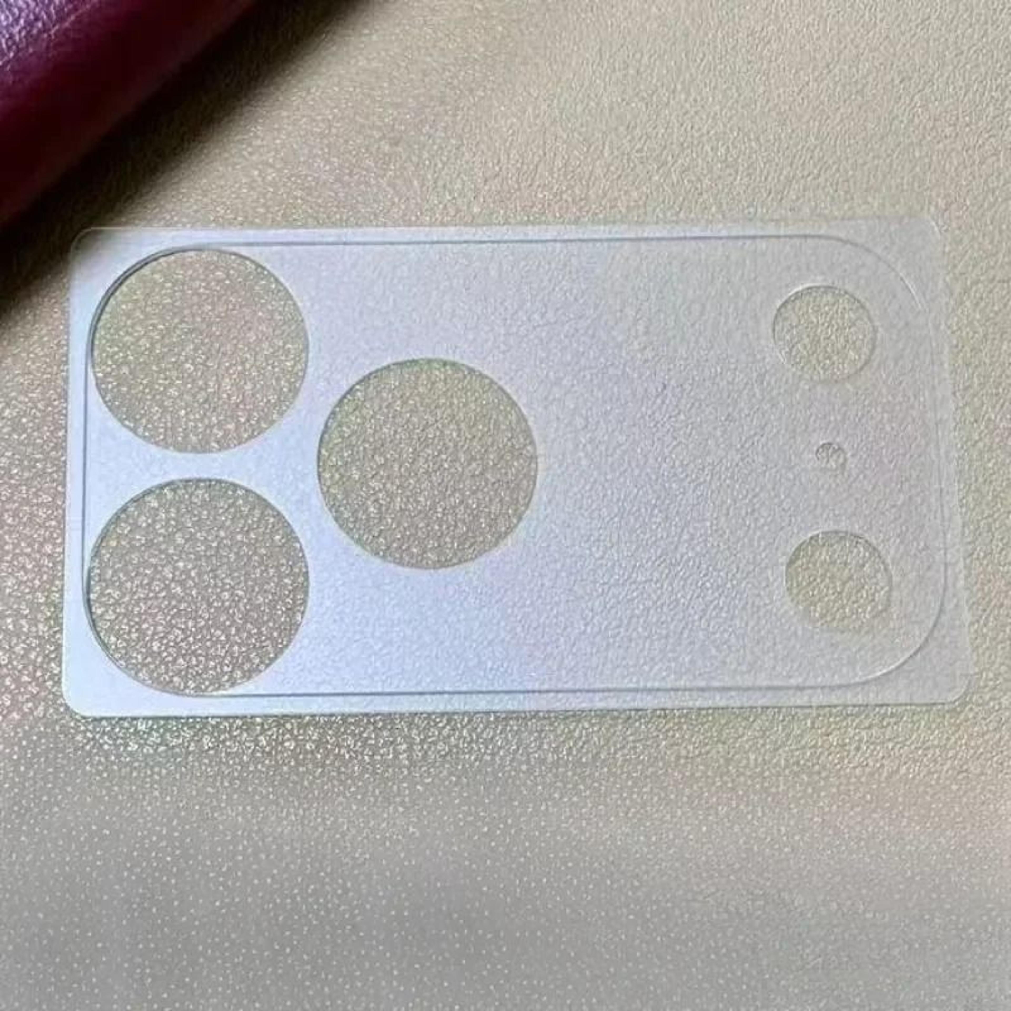 Three Piece Clear Camera Lens Covers For IPhone 17 3