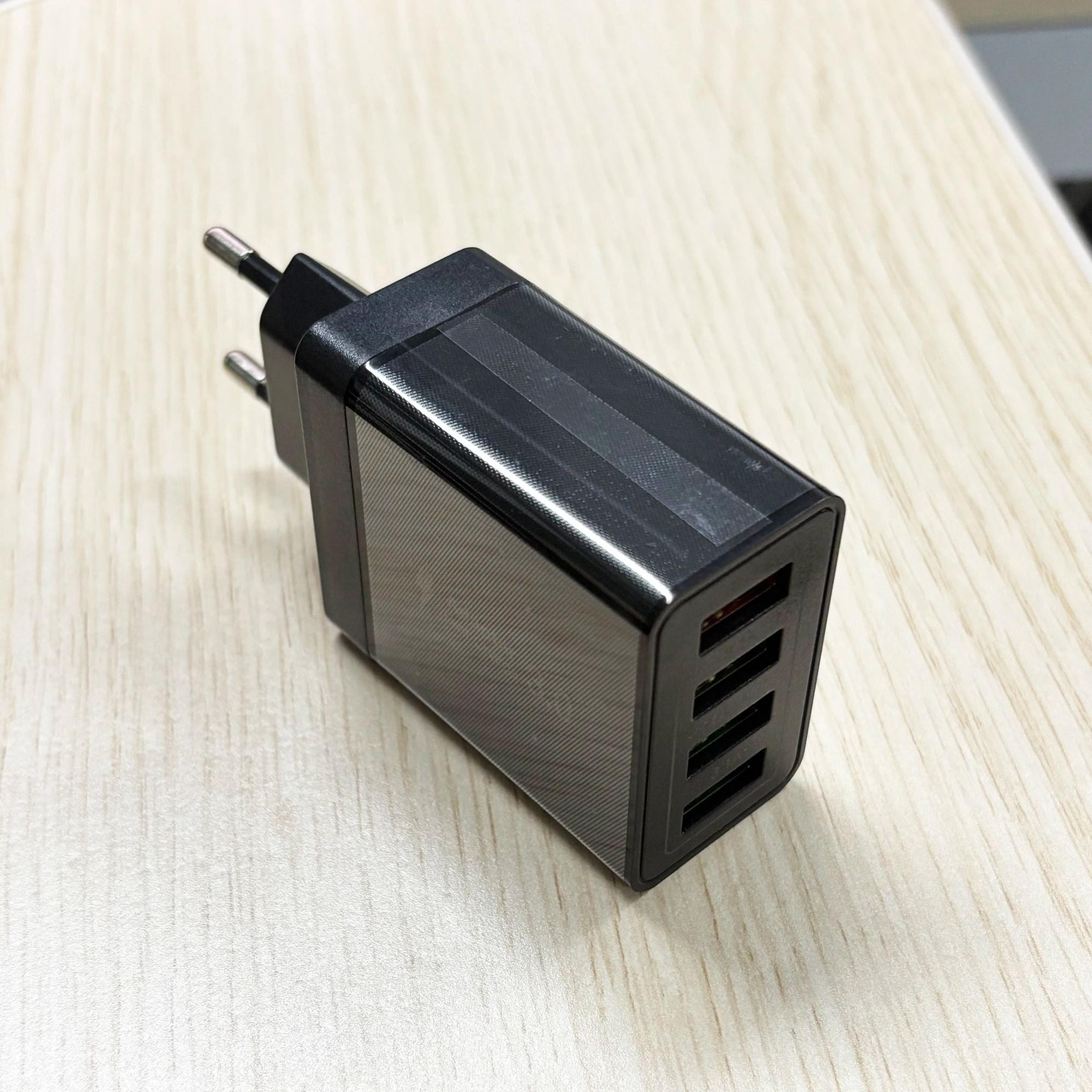30W Four Port USB Fast Charger With EU Plug 7