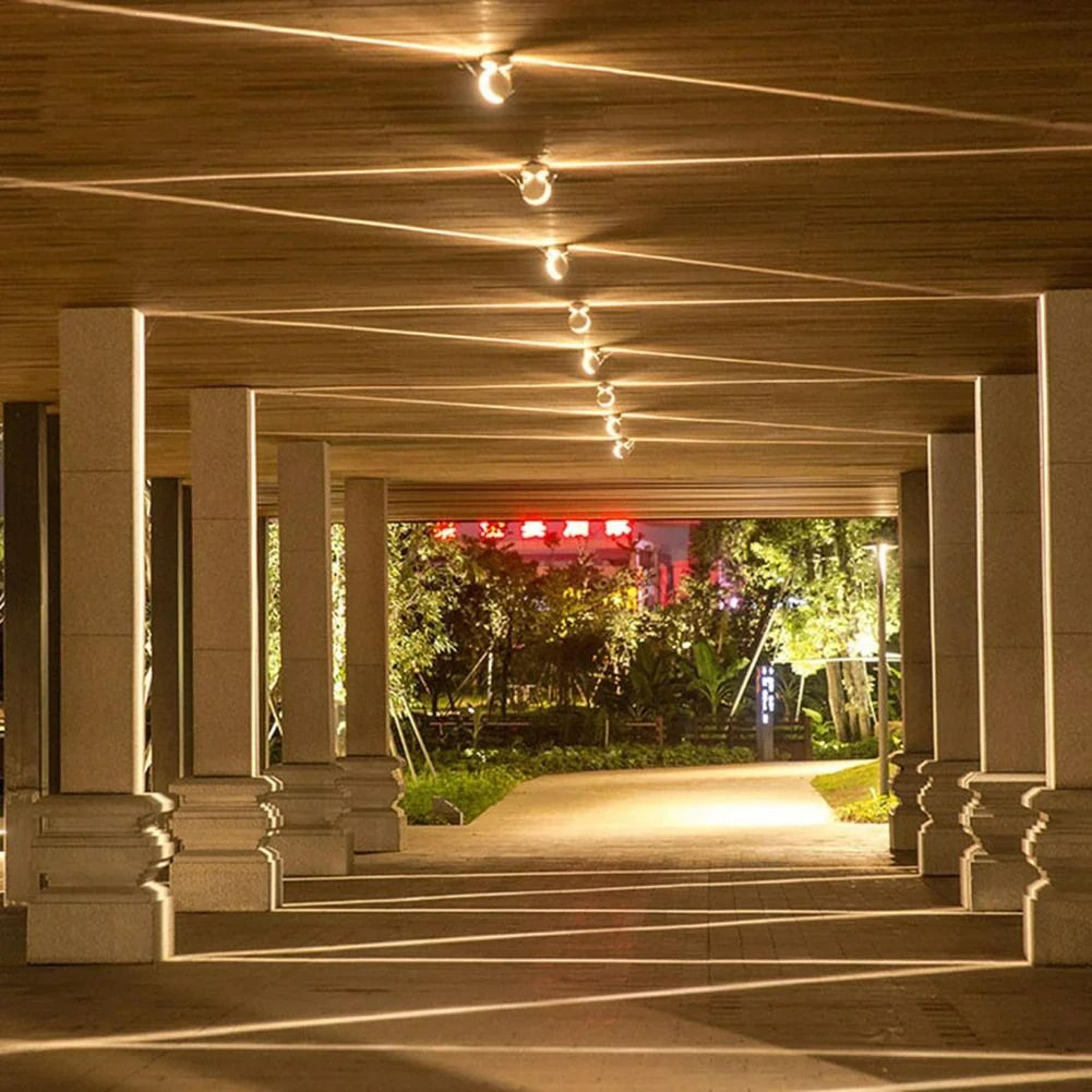 HaloFrame 360 LED Window Light 6