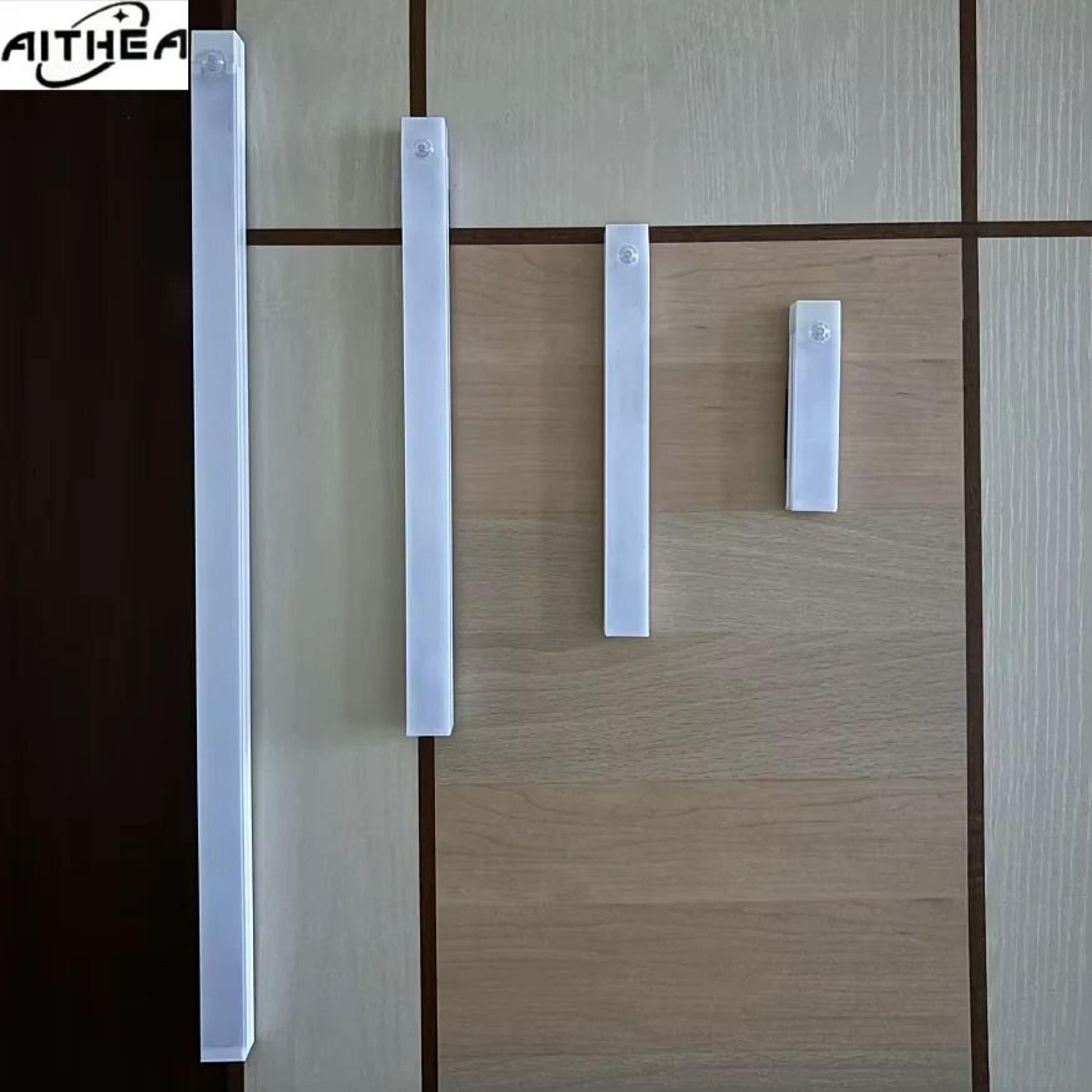 LumiTrack Cordless Sensor Bar Light 3
