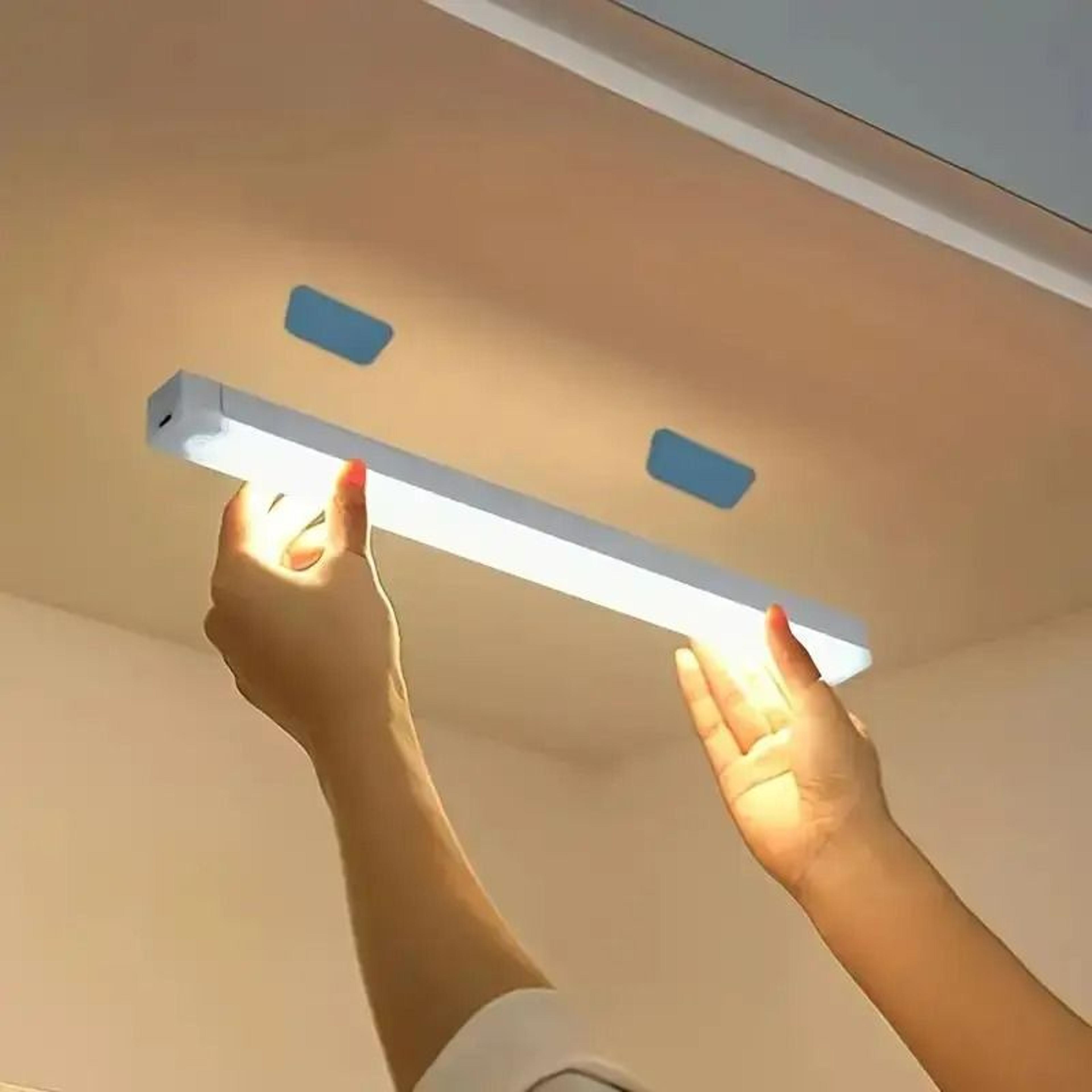 MotionNest Magnetic Wardrobe Light 1