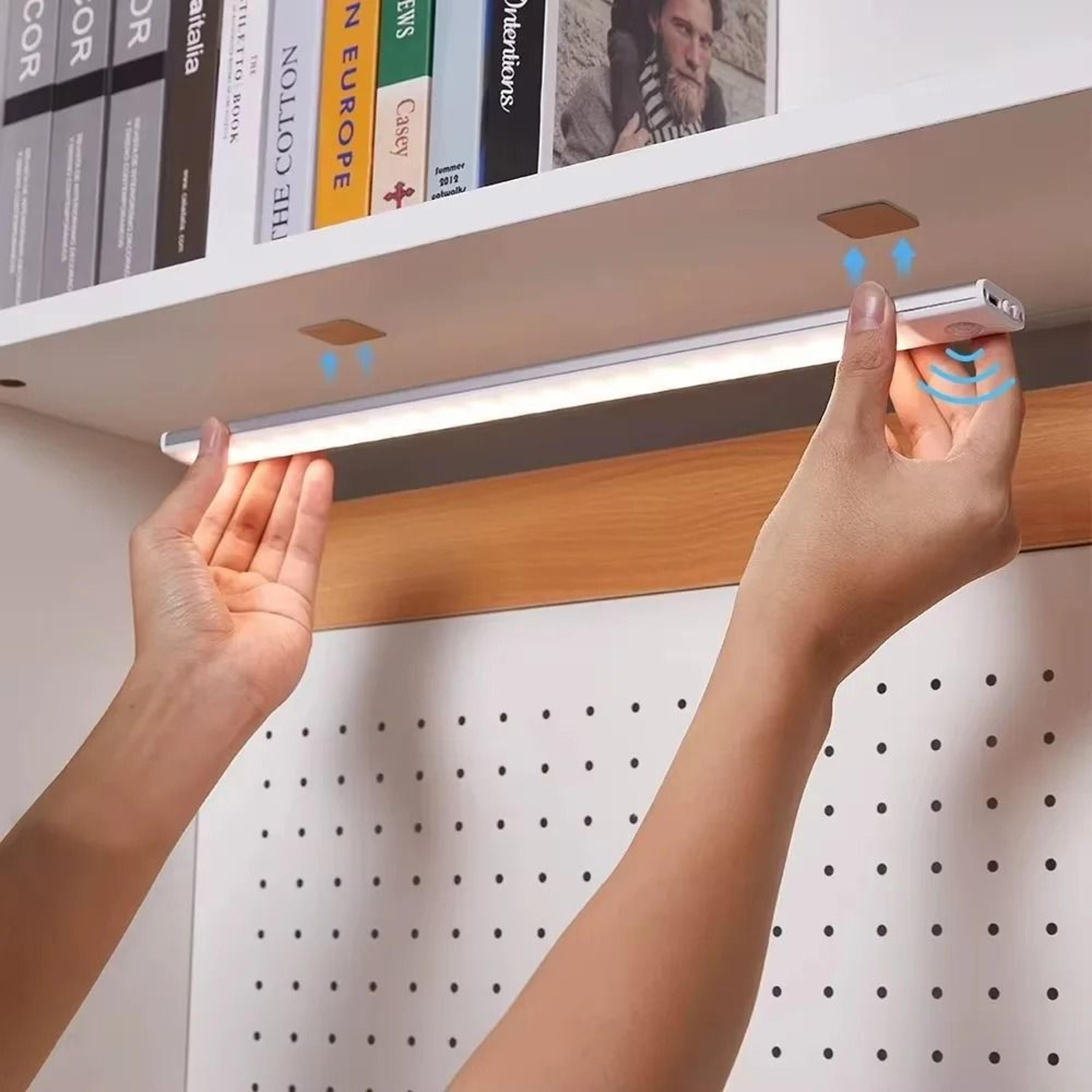 LumaSense 3 In 1 Cabinet Light 1