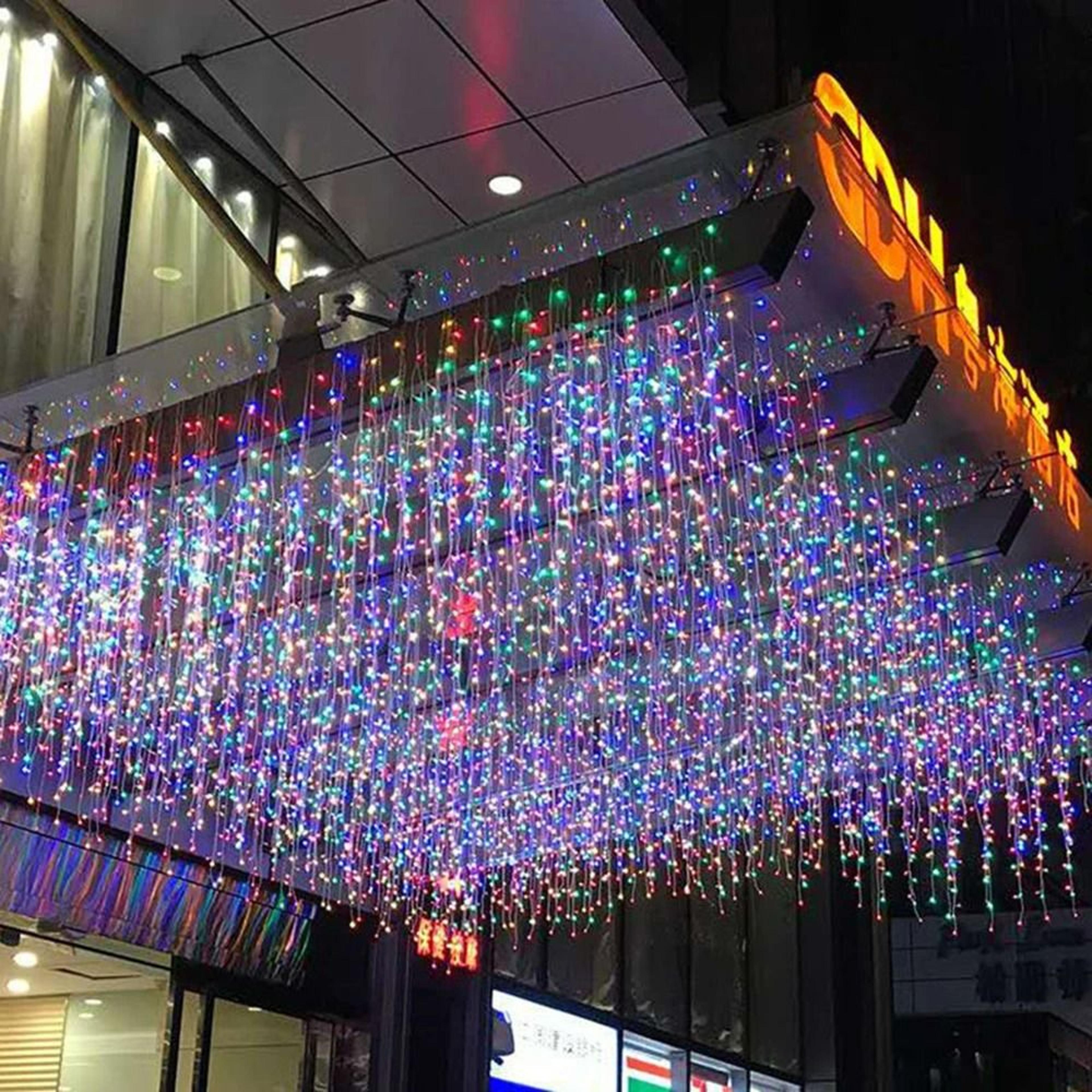 Frostline Connectable LED Icicle Christmas Lights With Remote 6