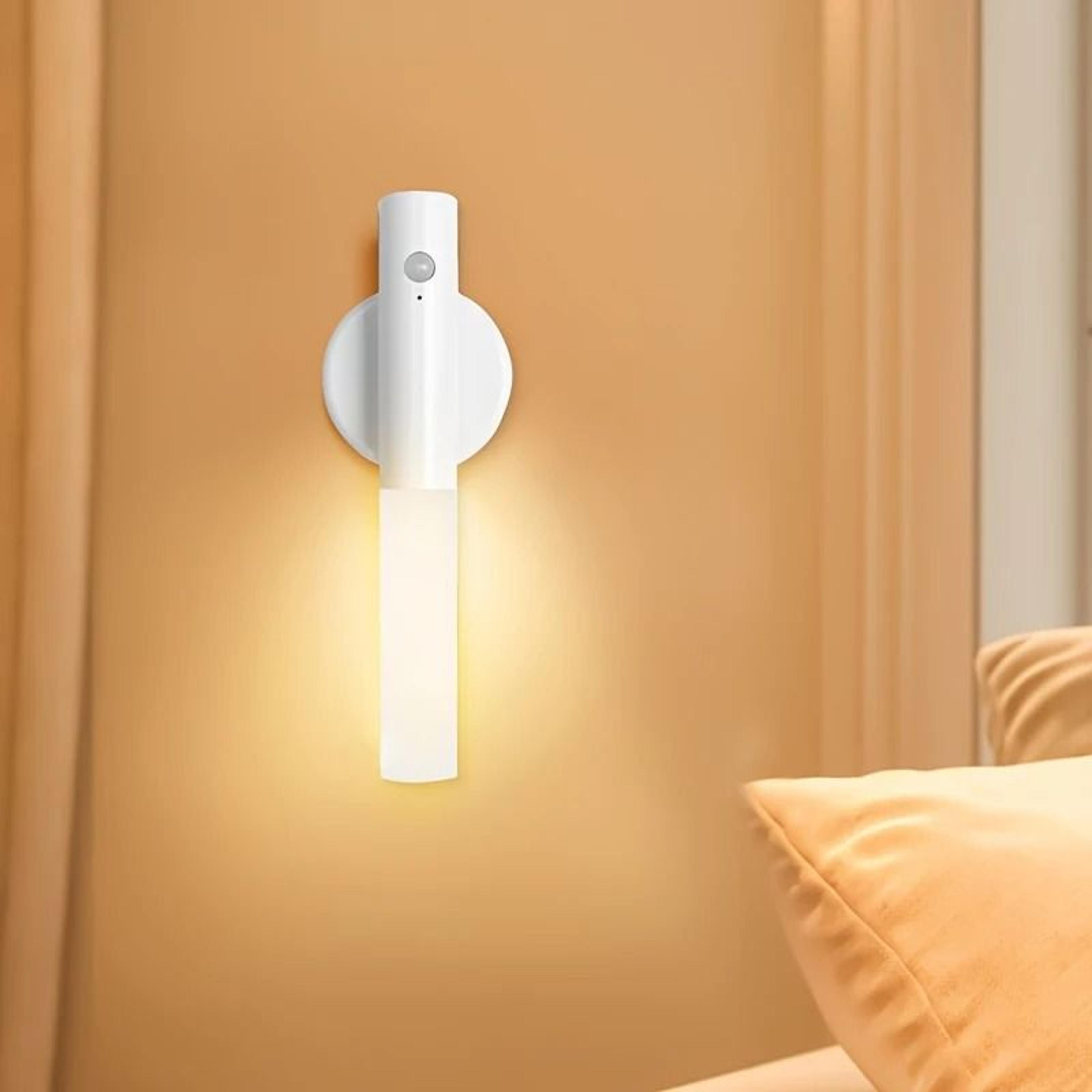 Lunaro Sensor Wall Torch 7