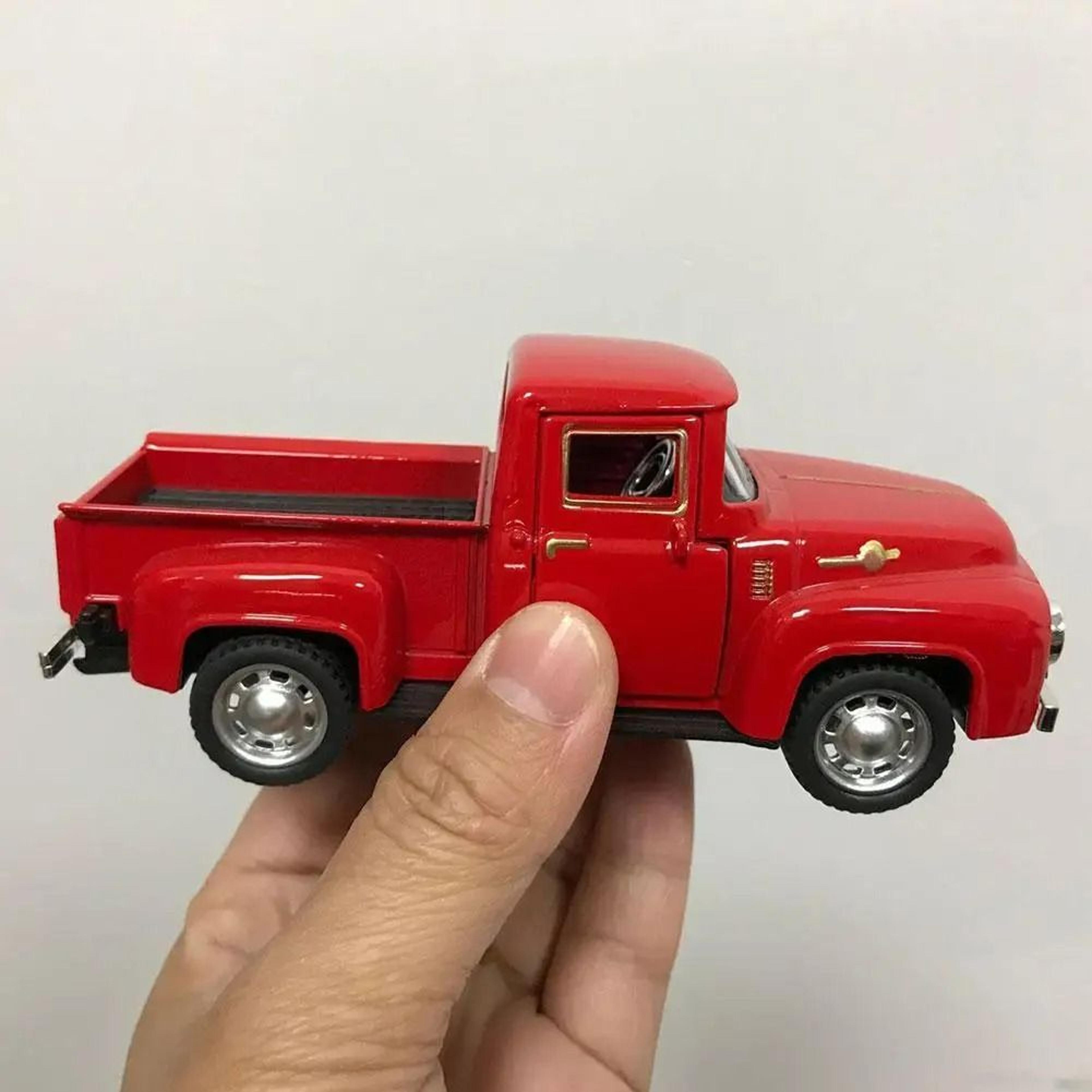 Crimson Hauler Diecast Truck 1