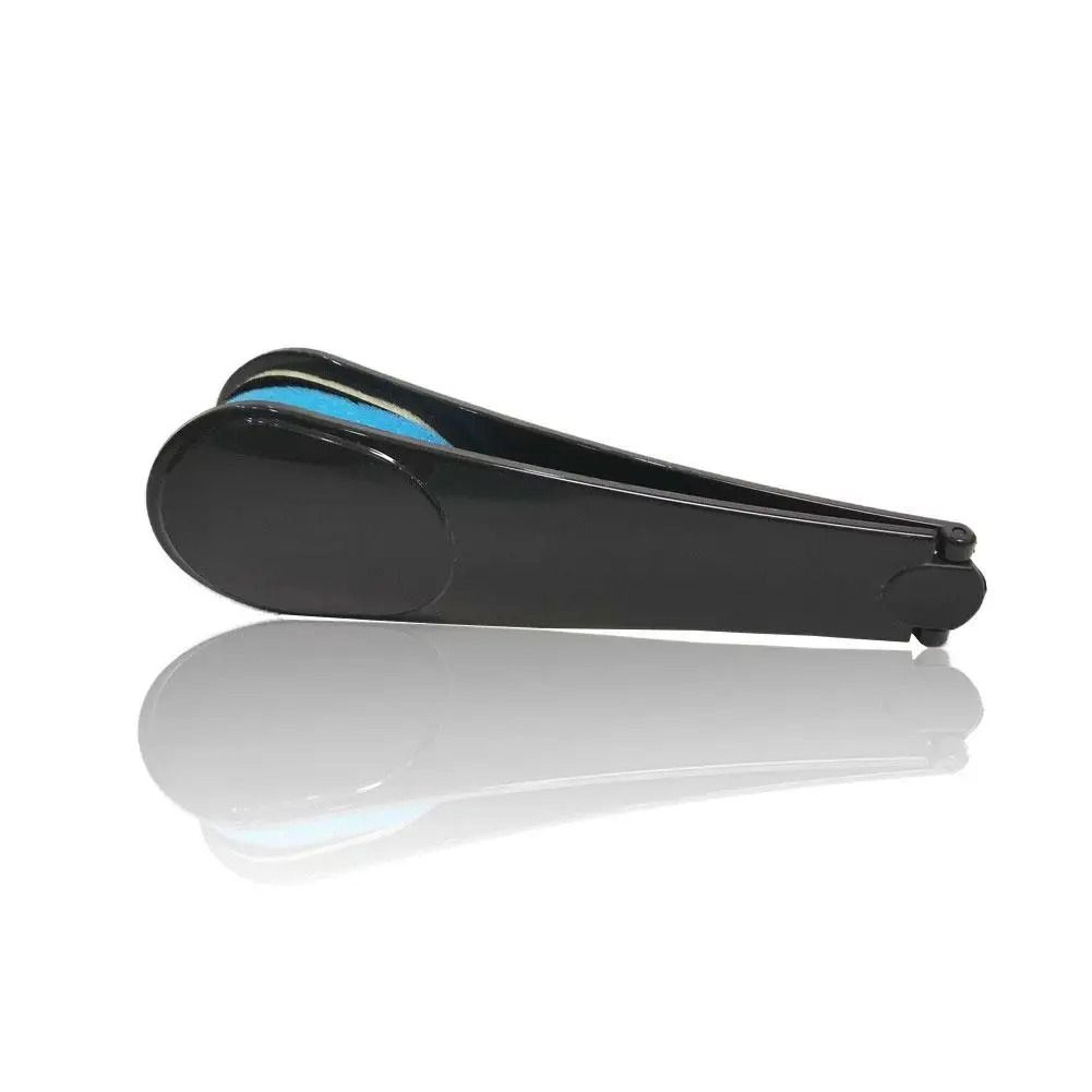 ReachGlow Lotion Applicator 3