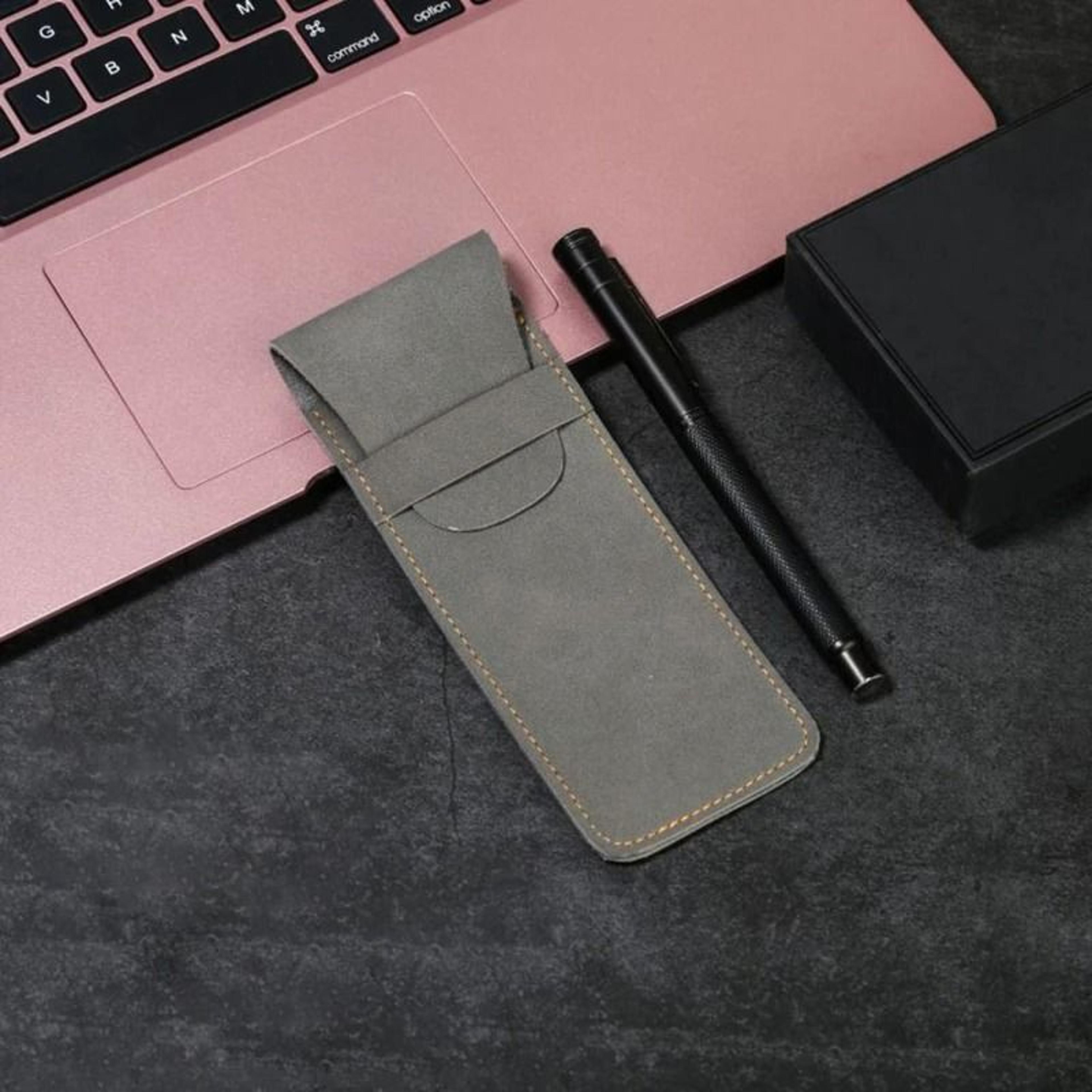 PenNest Vintage Pen Sleeve 2