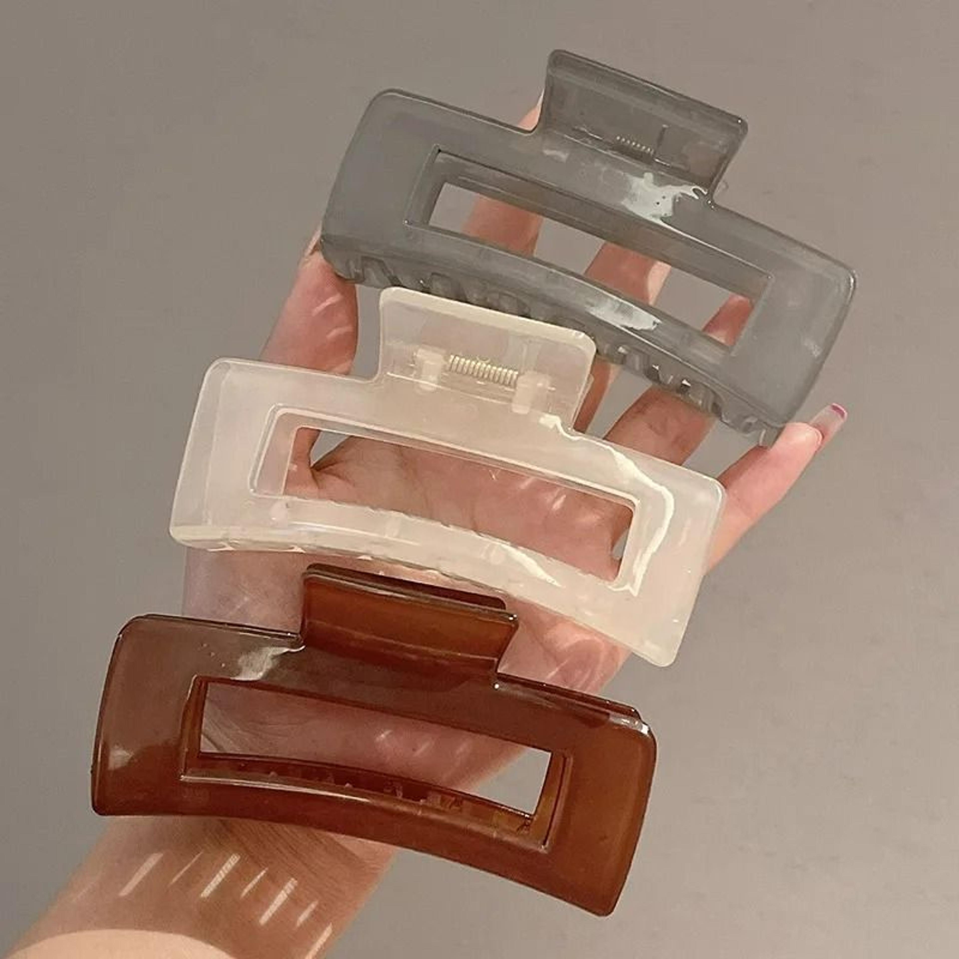 CrystalGrip Transparent Hair Claw 9