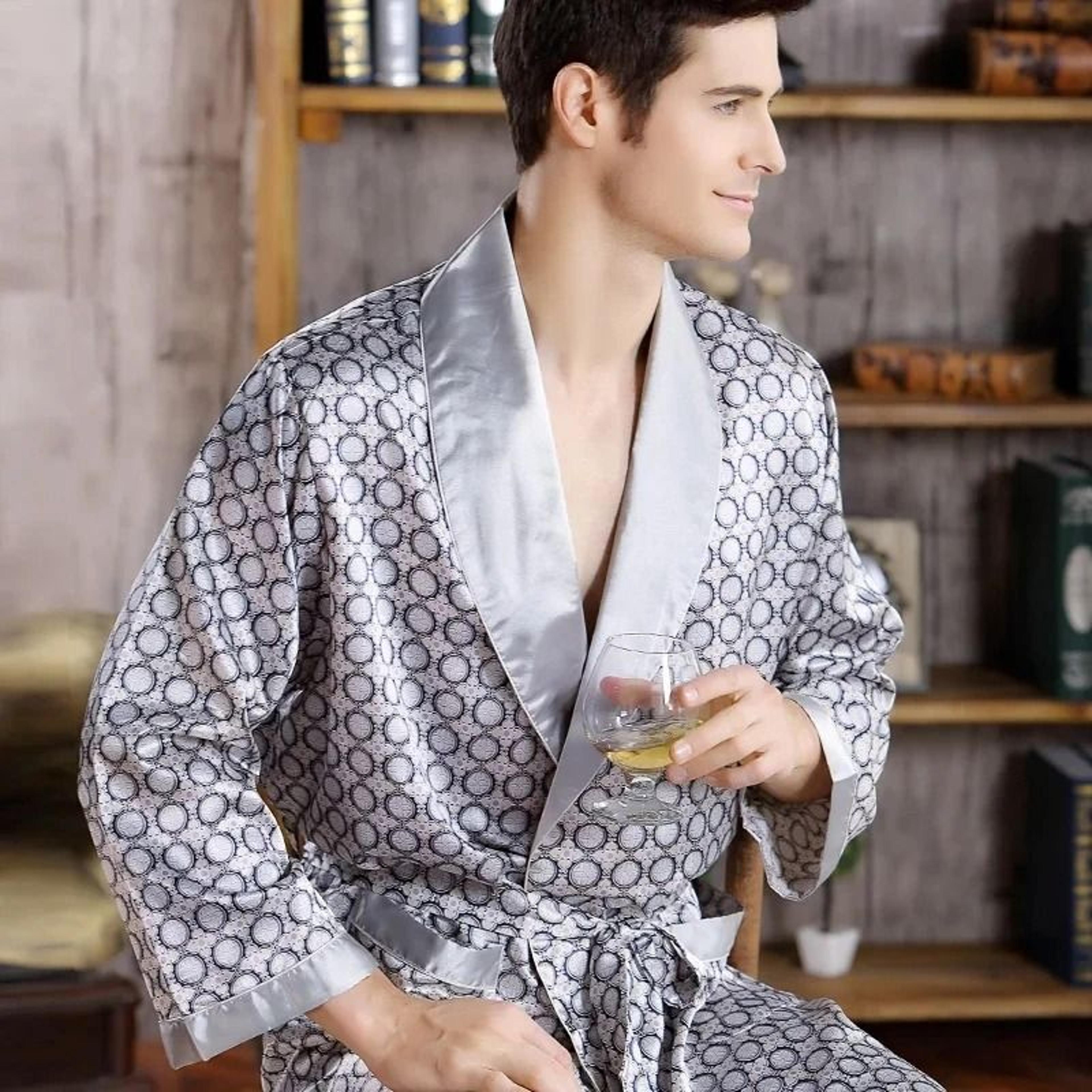 RegalSilk Mens Gold Print Satin Kimono Robe 5
