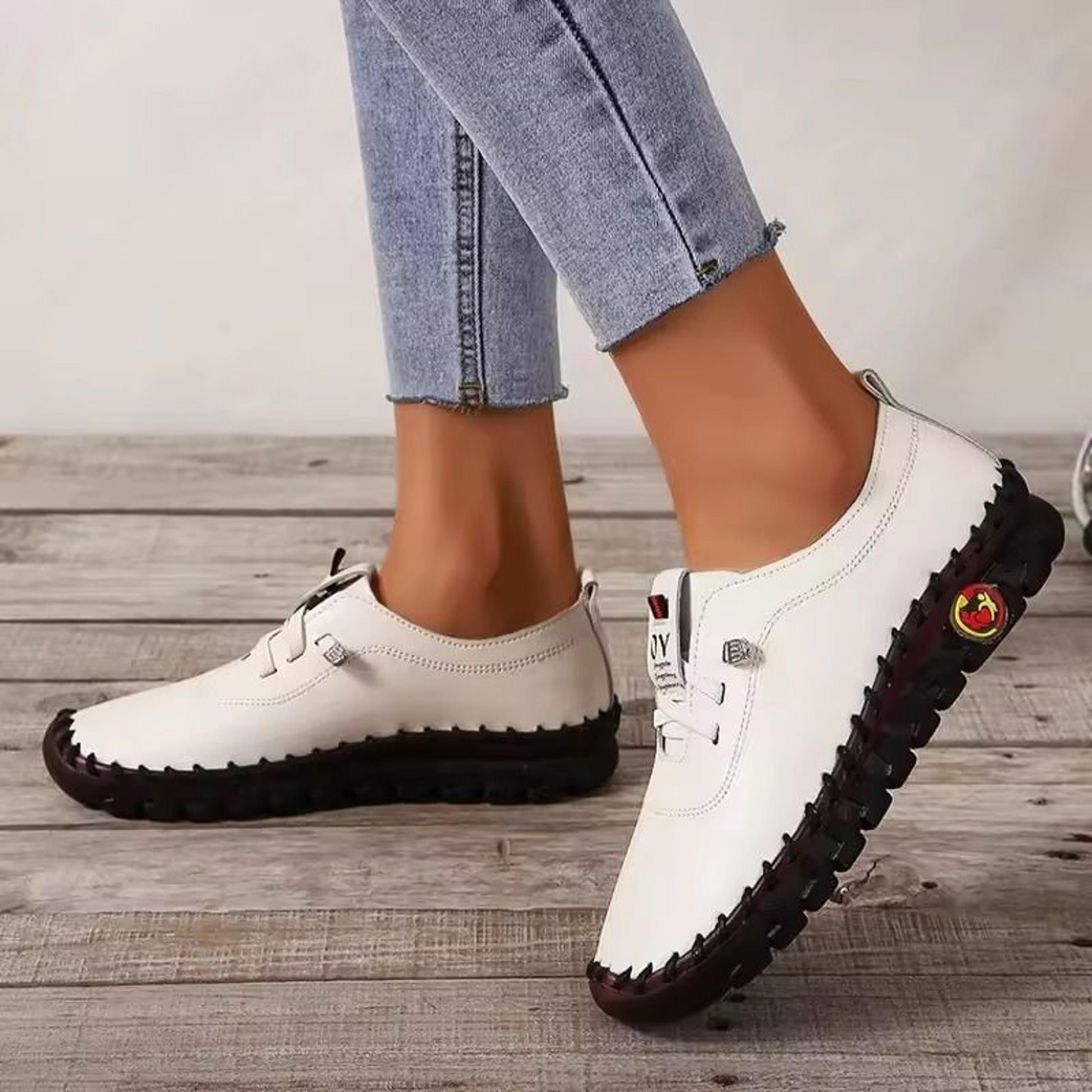 Womens Large Size PU Leather Sneakers With Flat Bottom And Elastic Straps 3