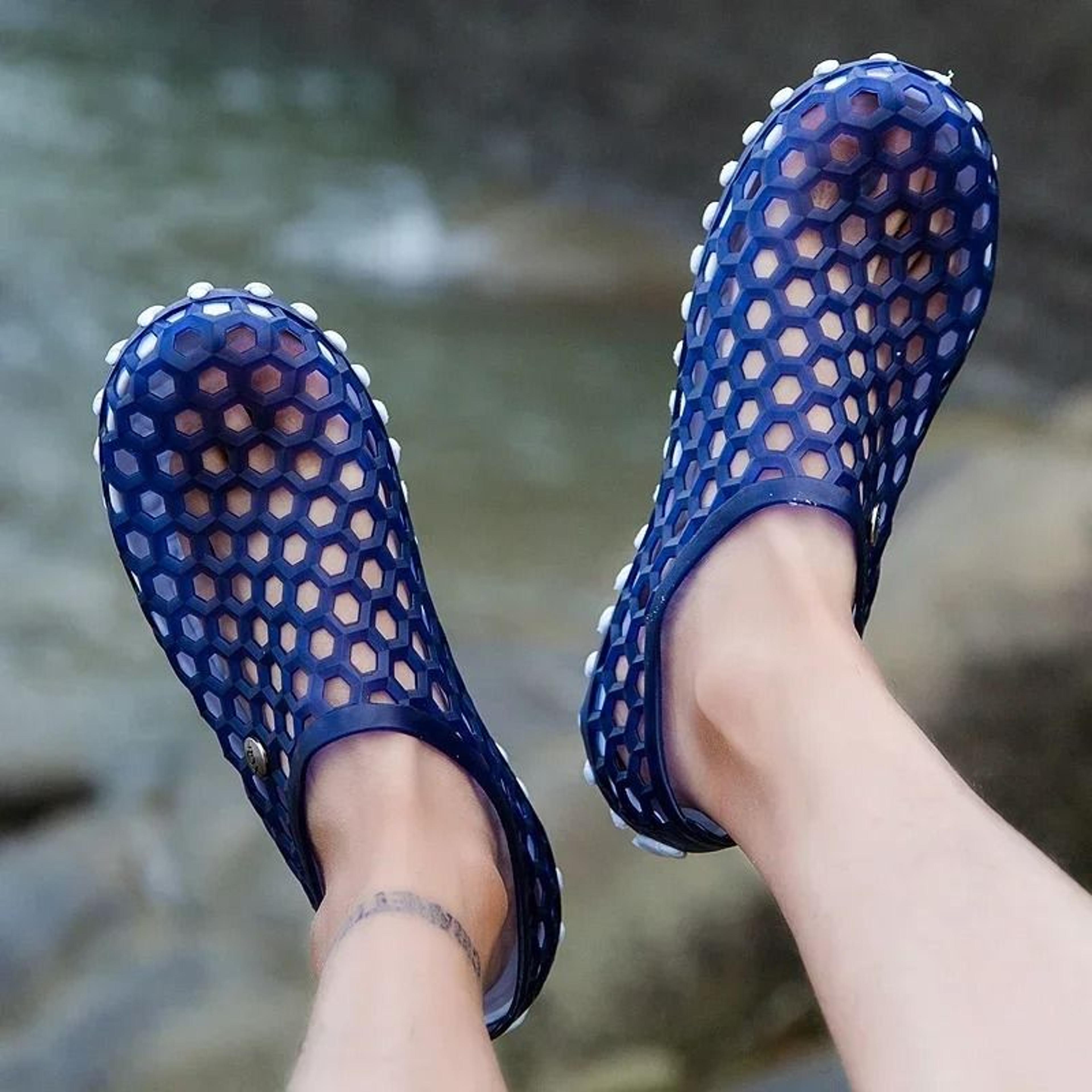 Unisex Lightweight Summer Slip On Garden Clogs Jelly Water Sandals For Beach And Casual Wear 5