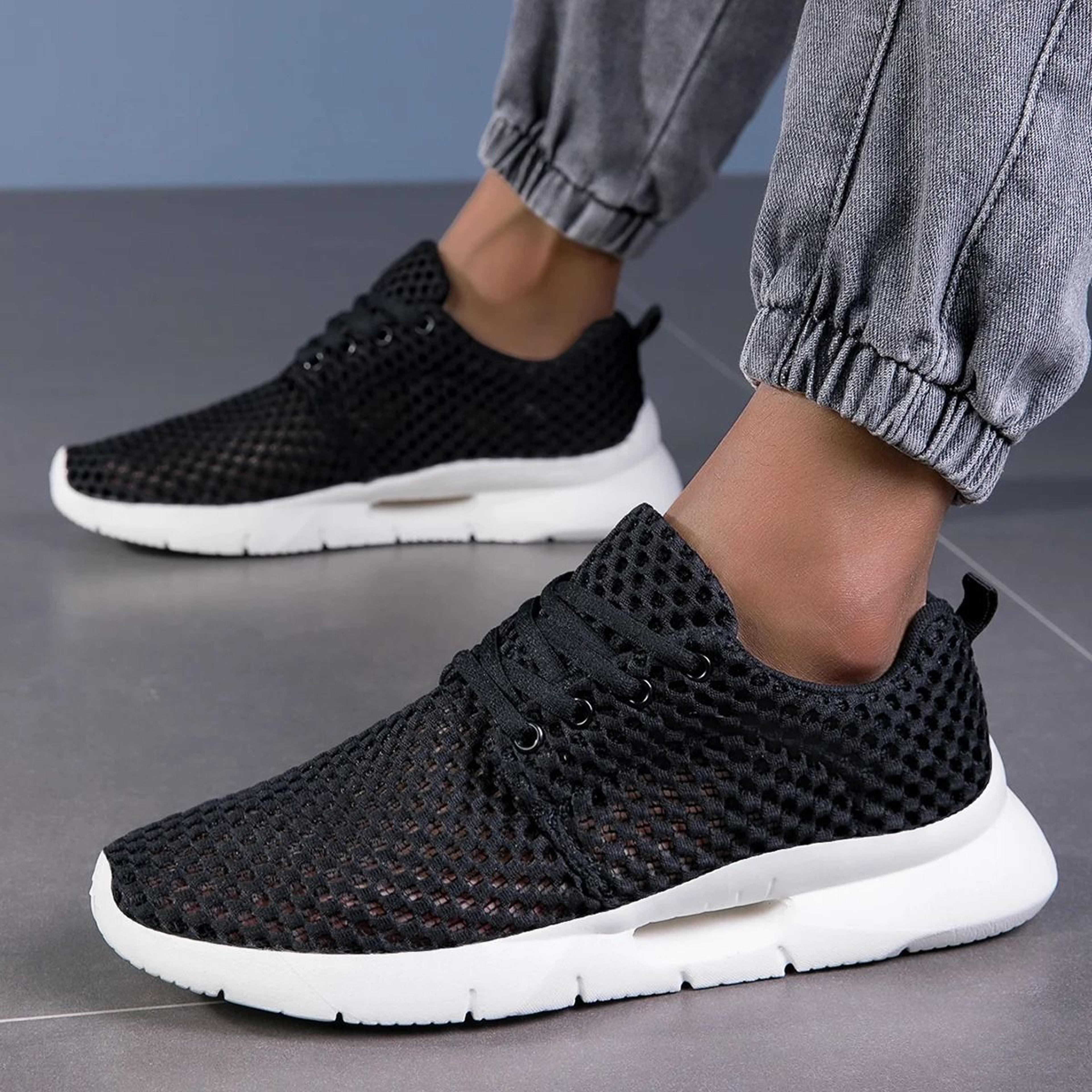 New White Mesh Breathable Lightweight Summer Shoes For Men 6