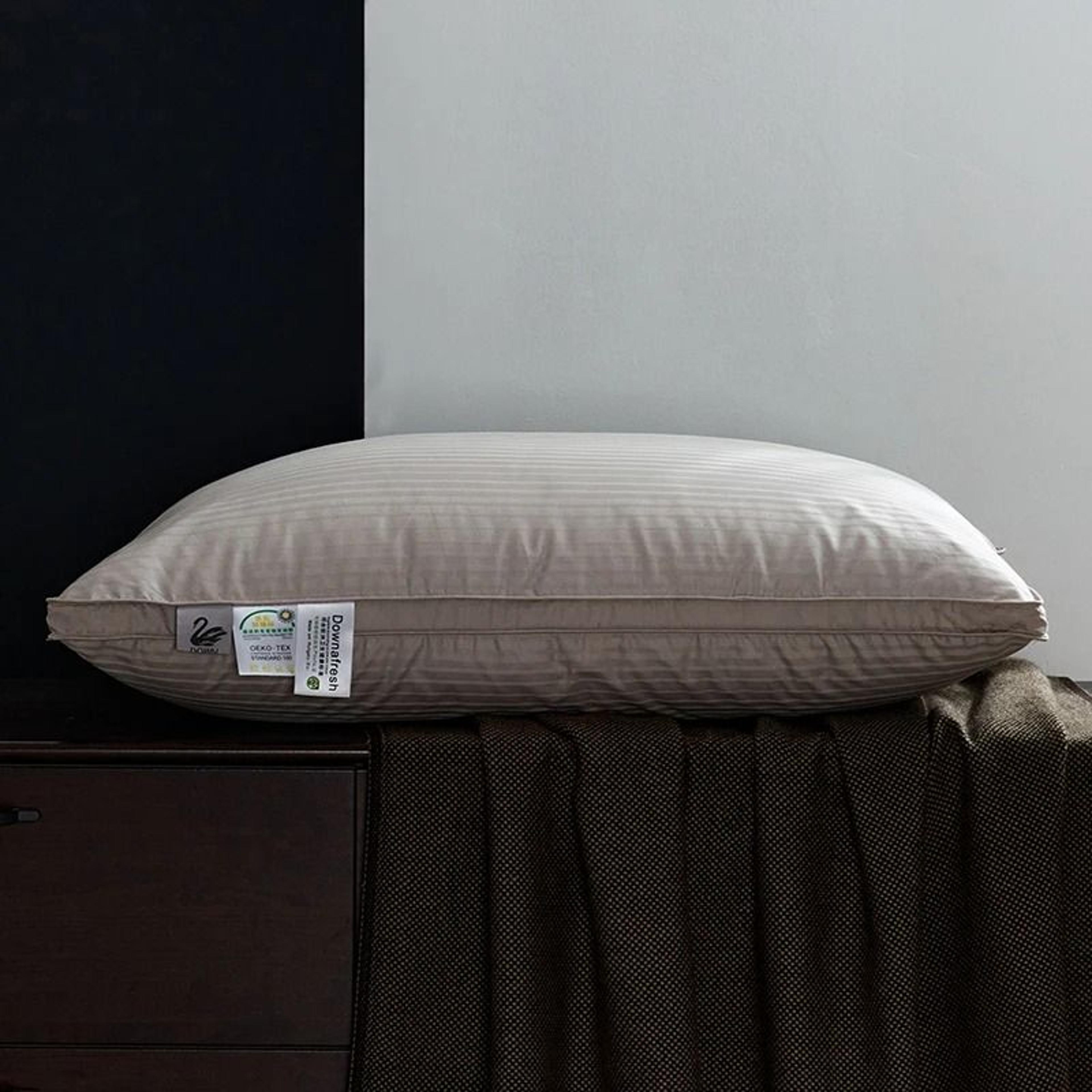 100 Percent Goose Down Pillow With Cotton Cover Soft Neck Support 9