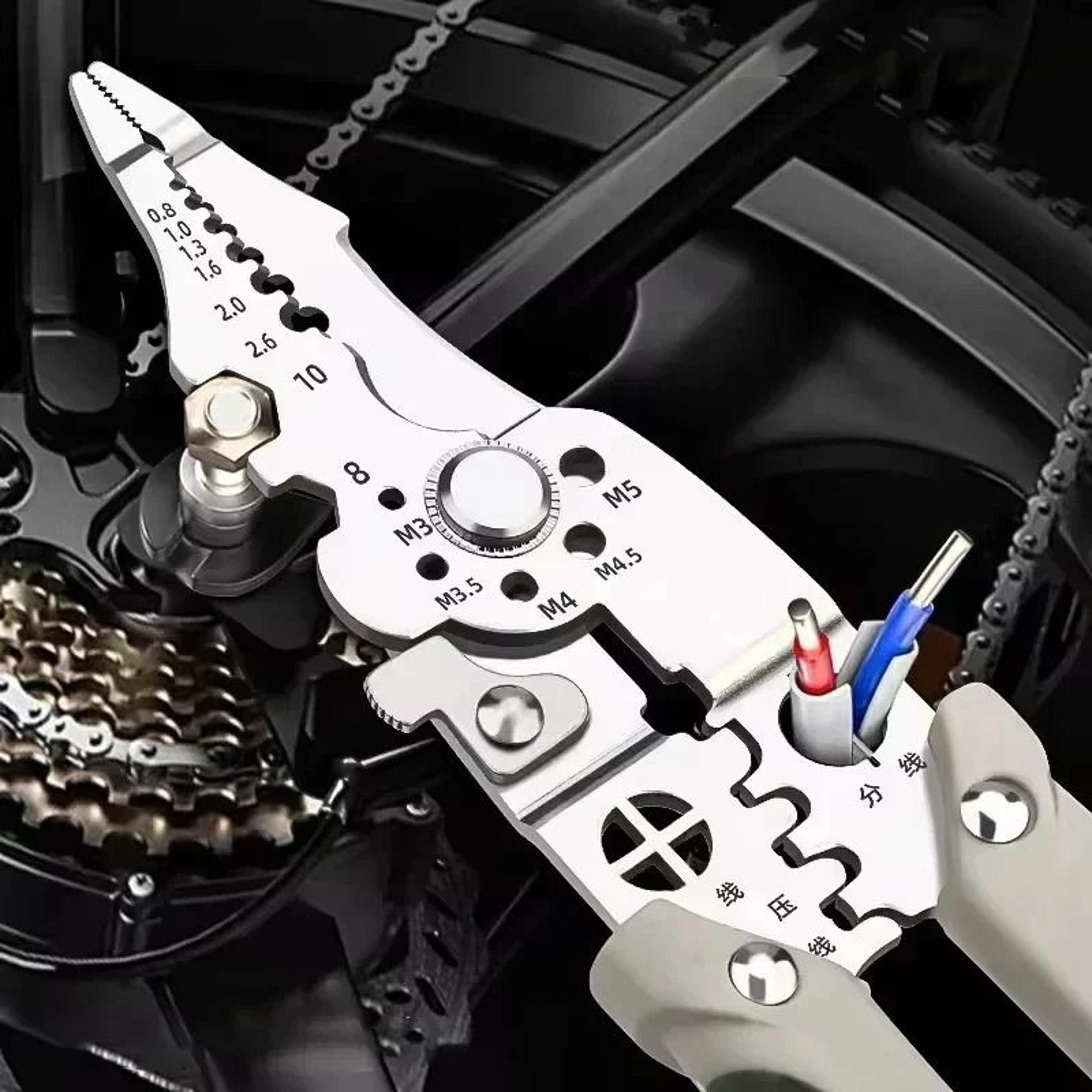 Multi Functional Electrician Pliers For Wire Splitting Stripping Crimping 0