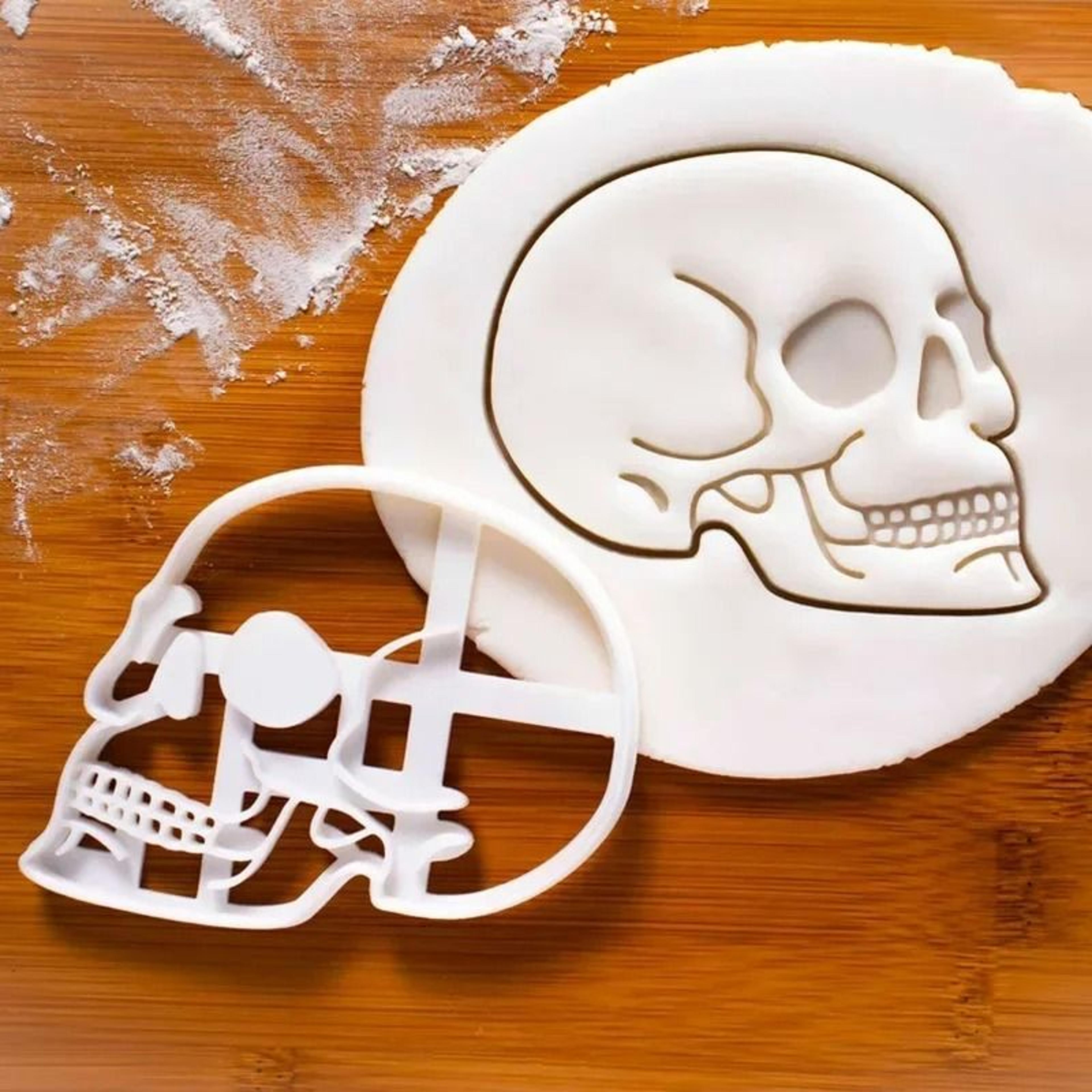Halloween Skull Brain Organs Cookie Cutter Plastic 3D Biscuit Stamp And Chocolate Mold 7