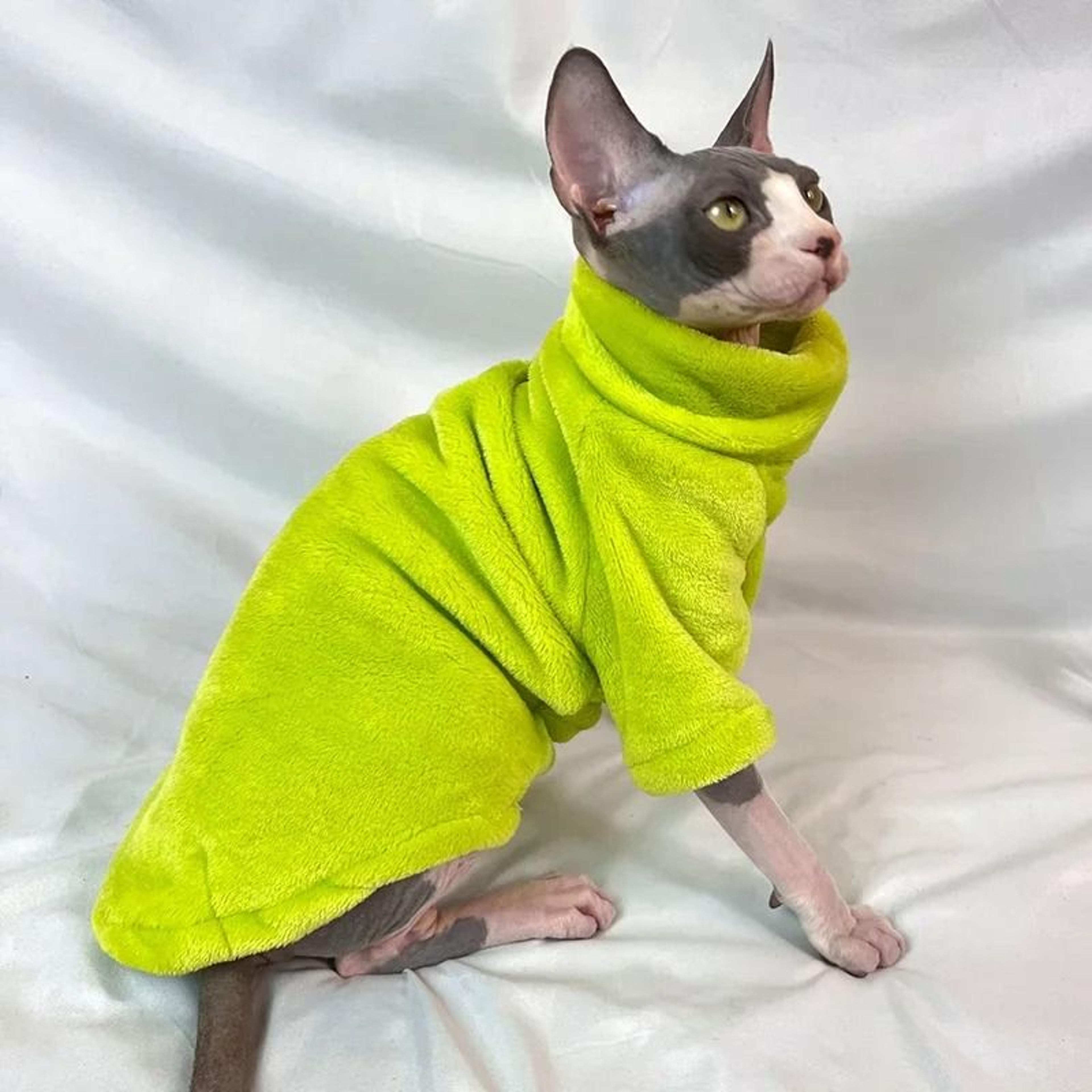 Fashionable Cat And Dog Winter Sweater Pet Hoodie Warm Knit Outfit 1