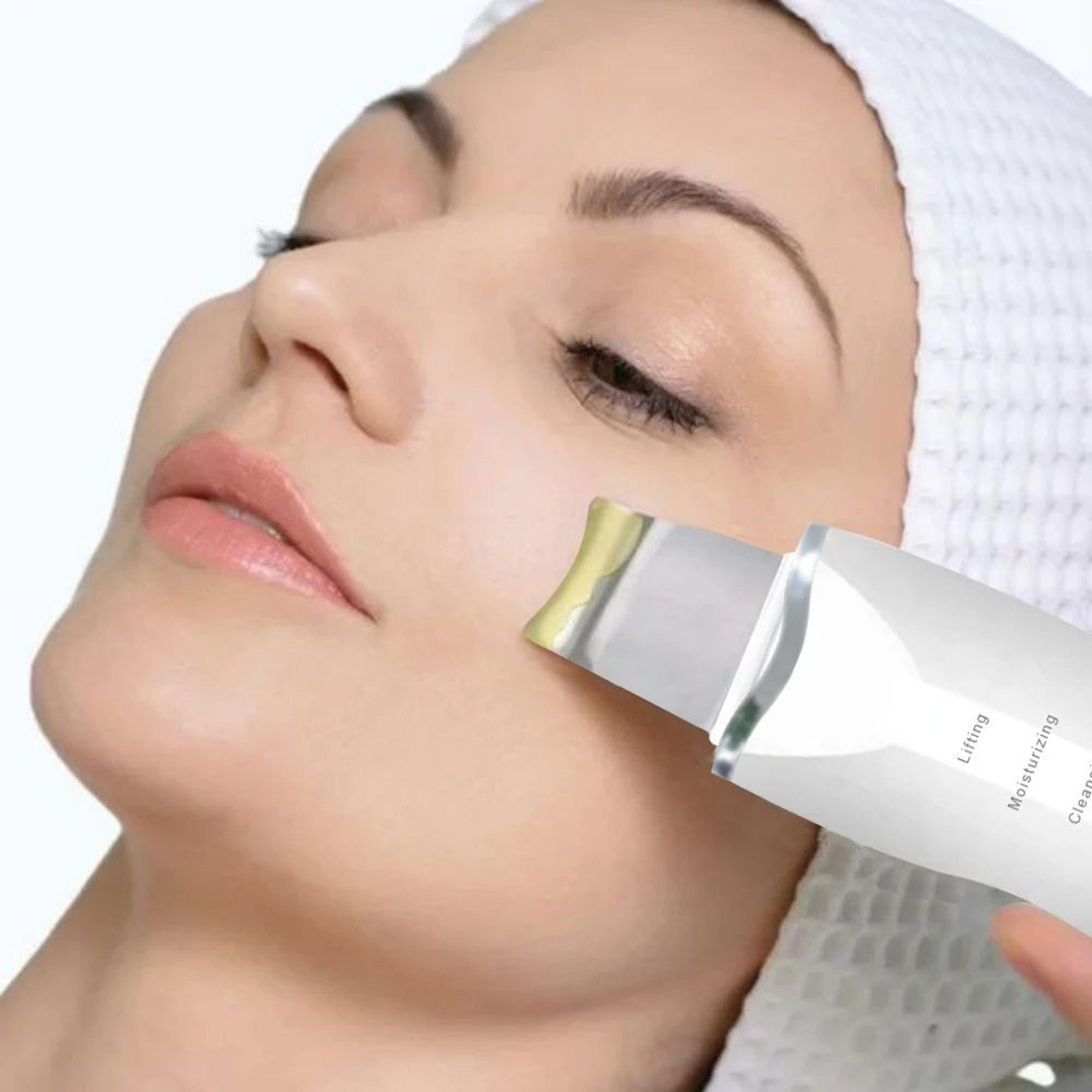 Ultrasonic Skin Scraper Pore Cleaning Facial Deep Cleaning Machine 1