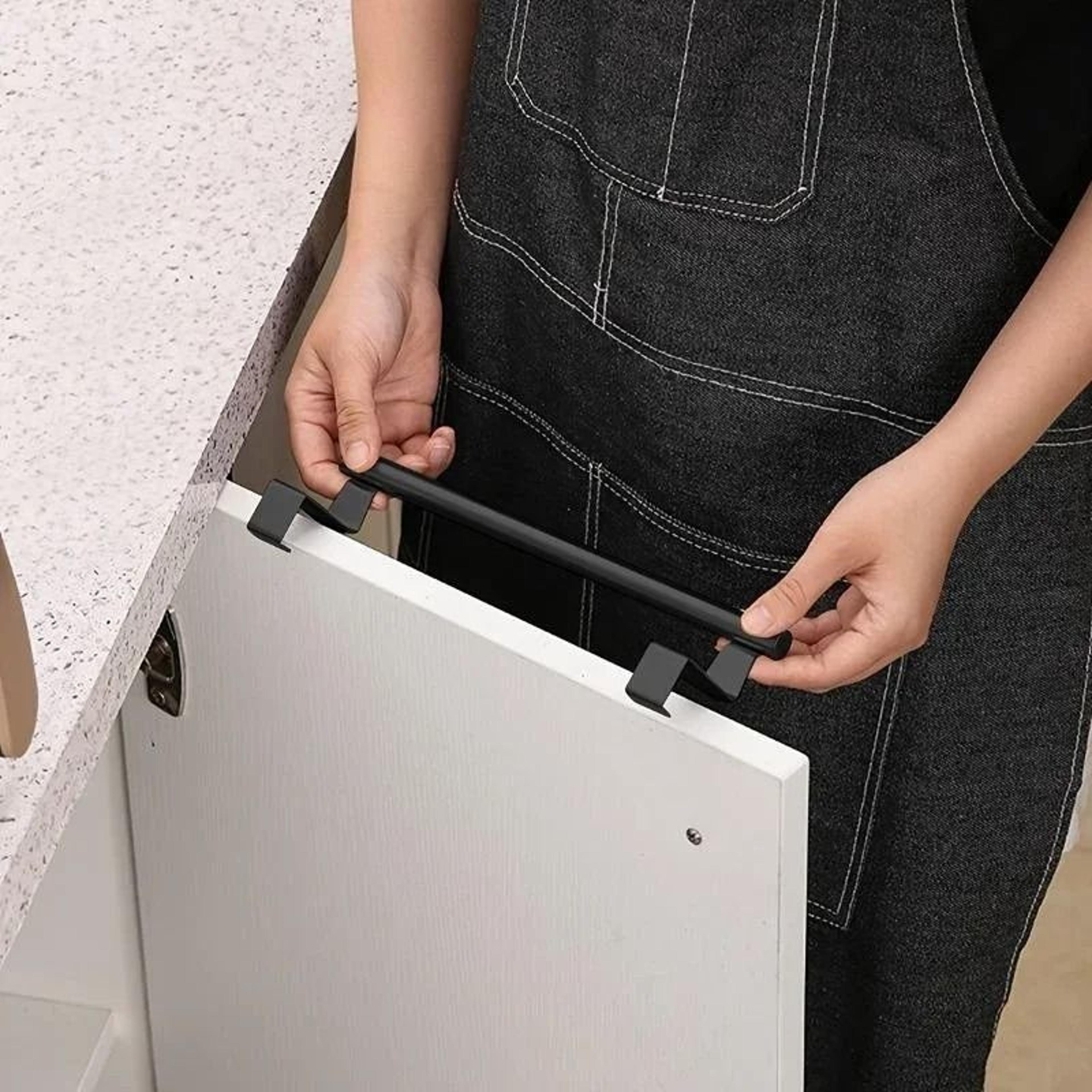 Over Cabinet Towel Rod Storage Rack 1