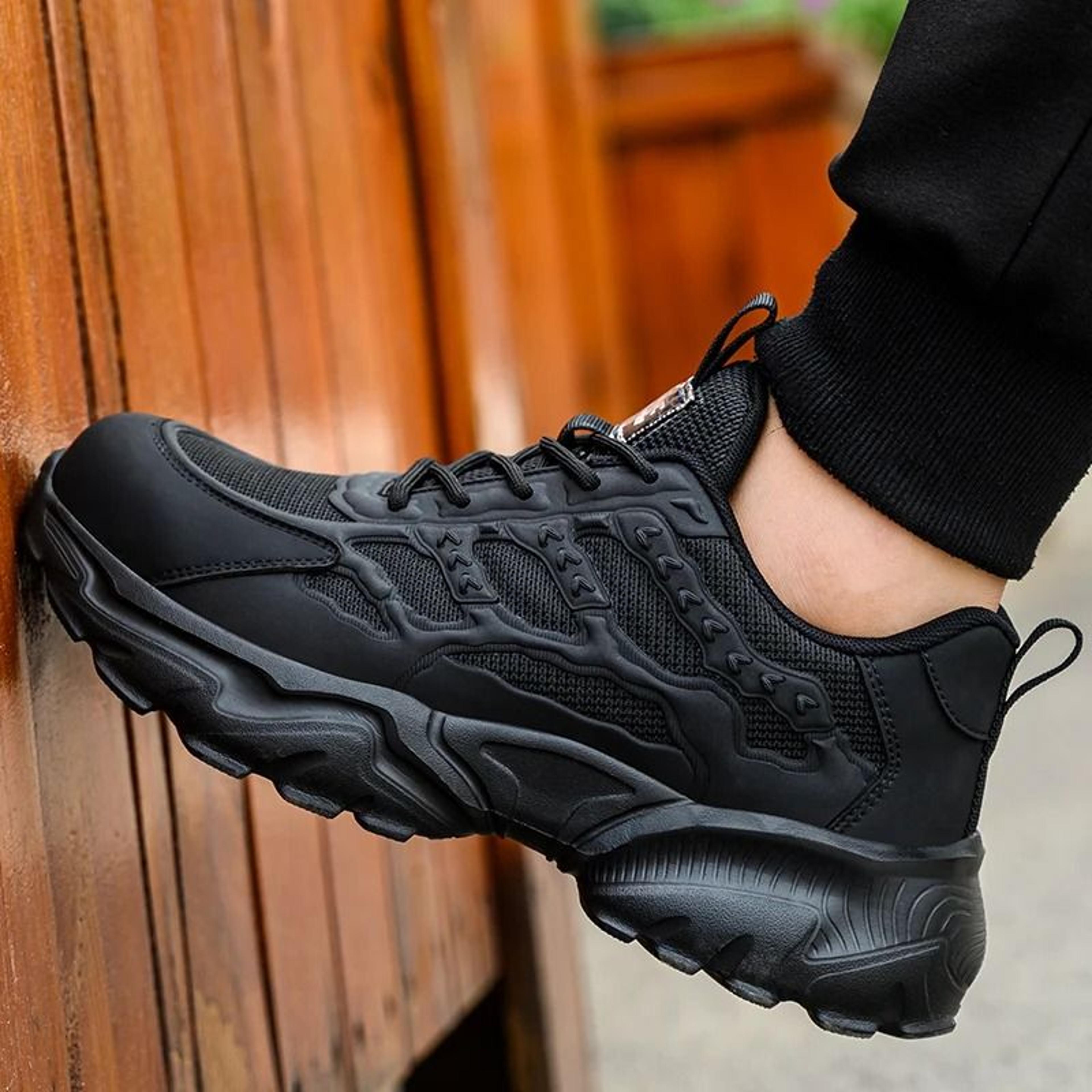 Men Lightweight Protective Work Safety Sneakers Breathable Anti Puncture 3