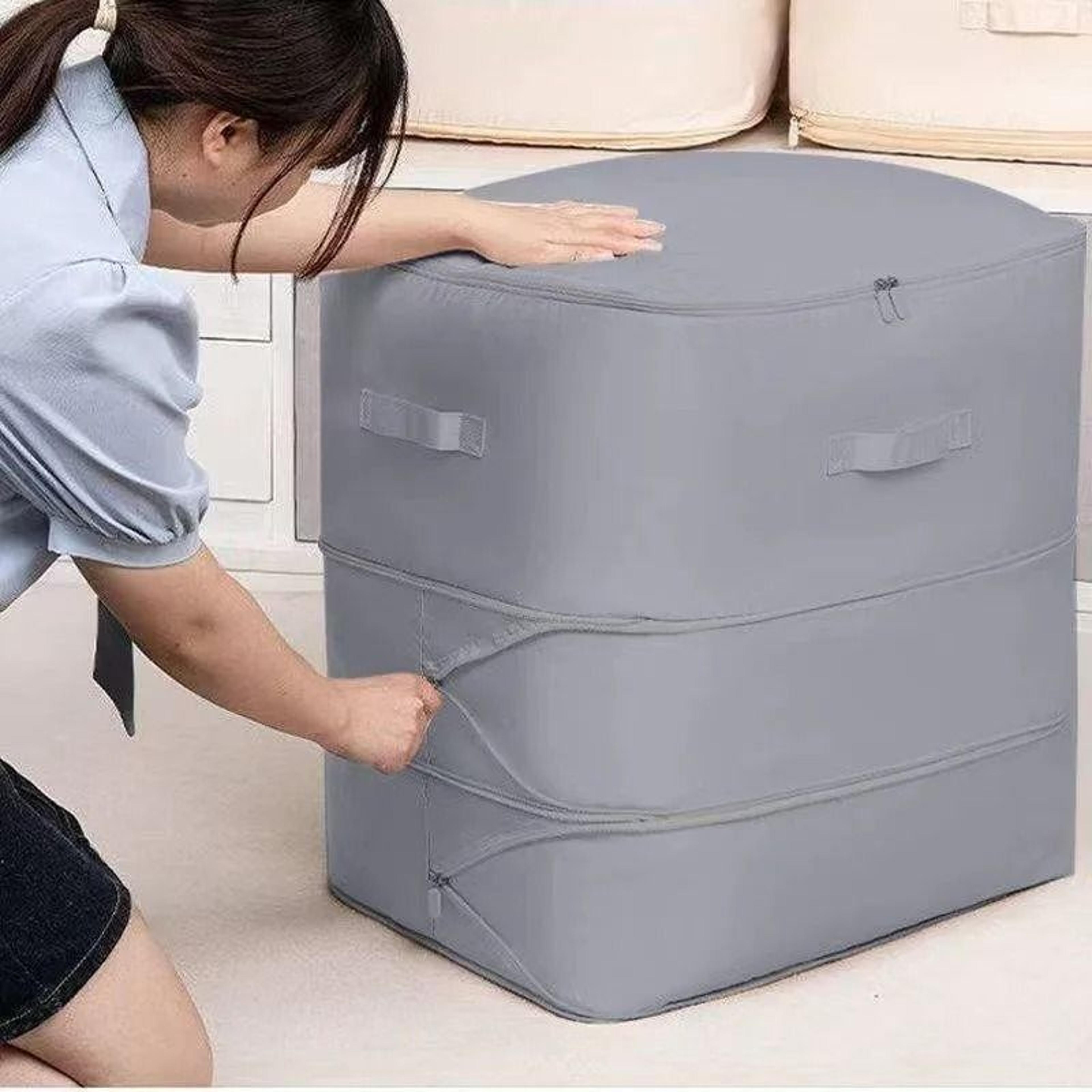 heavy duty self compressing storage bag for clothes blankets and quilts